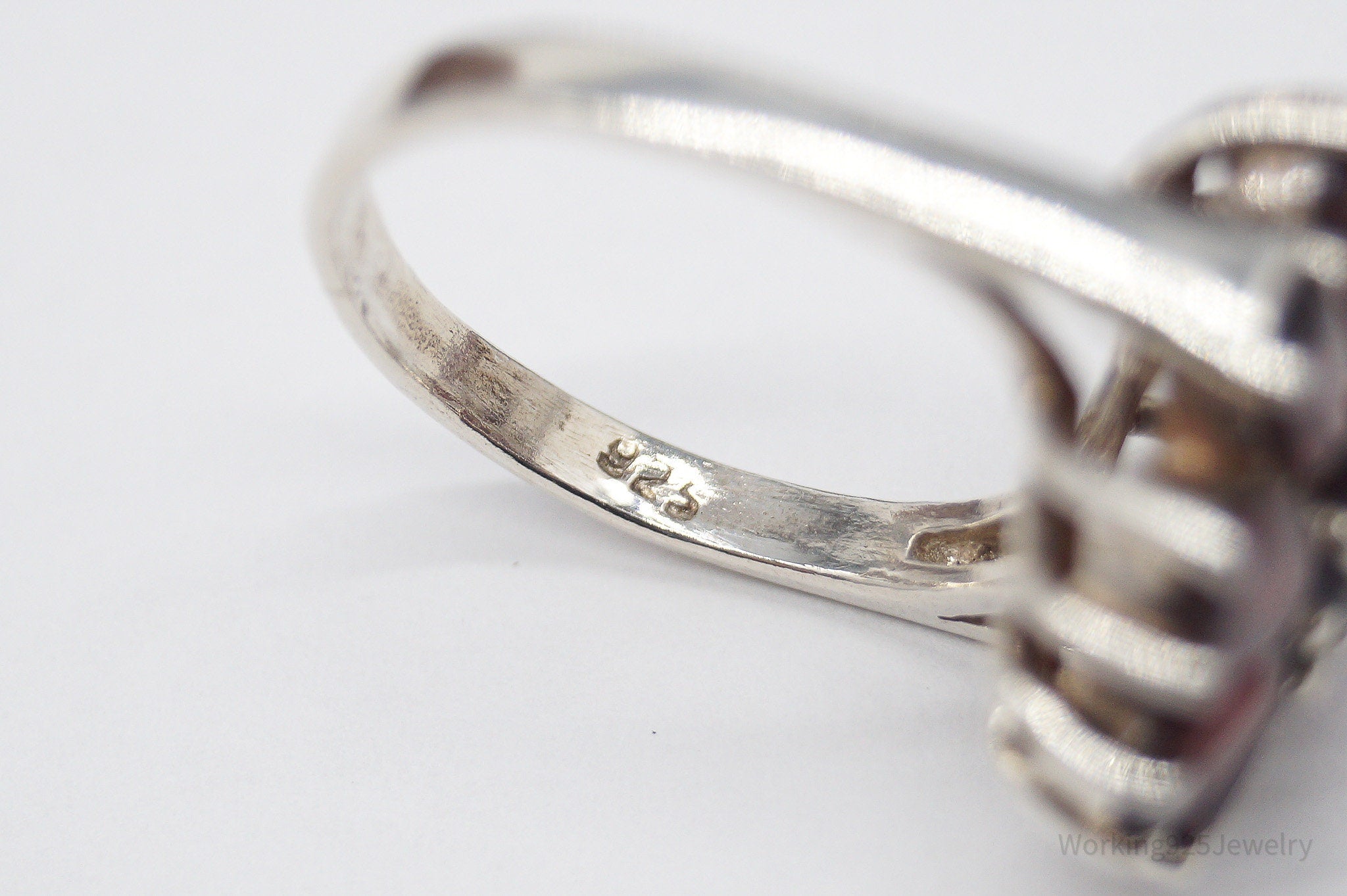 Vintage Garnet Flower Sterling Silver Ring - Size 8.25