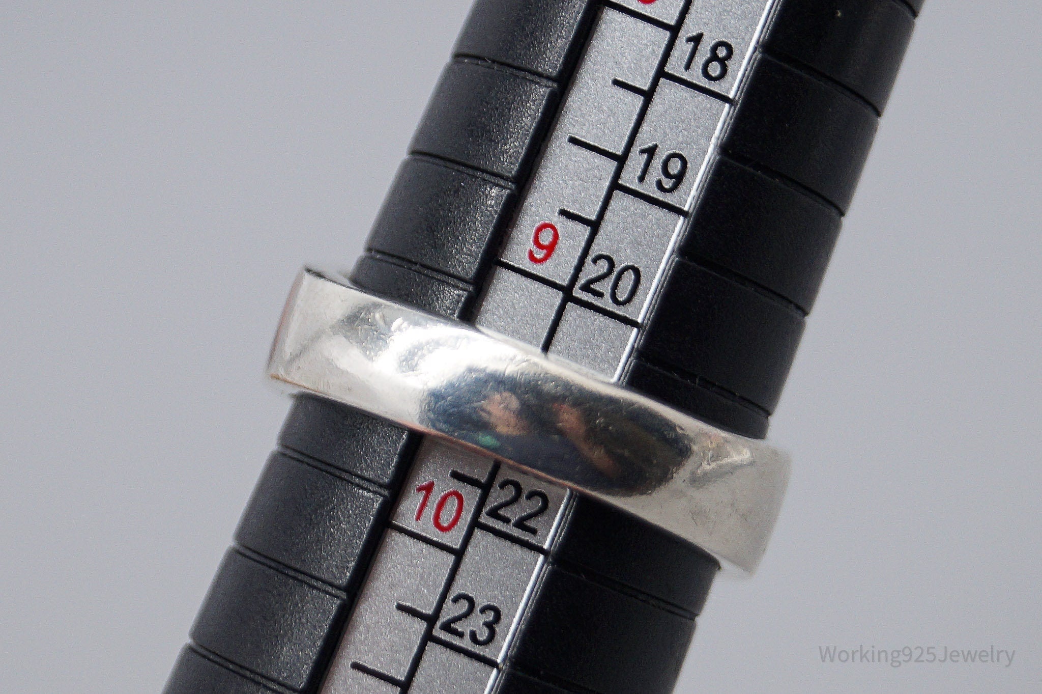 Vintage Amethyst Modernist Sterling Silver Ring - Size 9.5