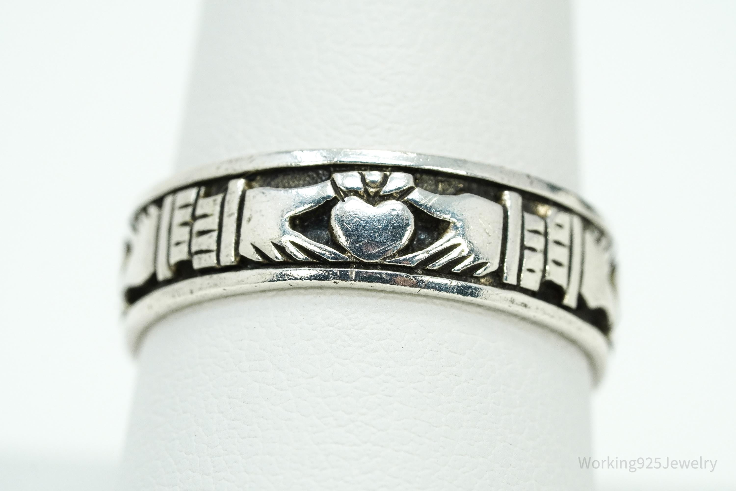 Vintage Claddagh Irish Sterling Silver Band Ring Size 9.5