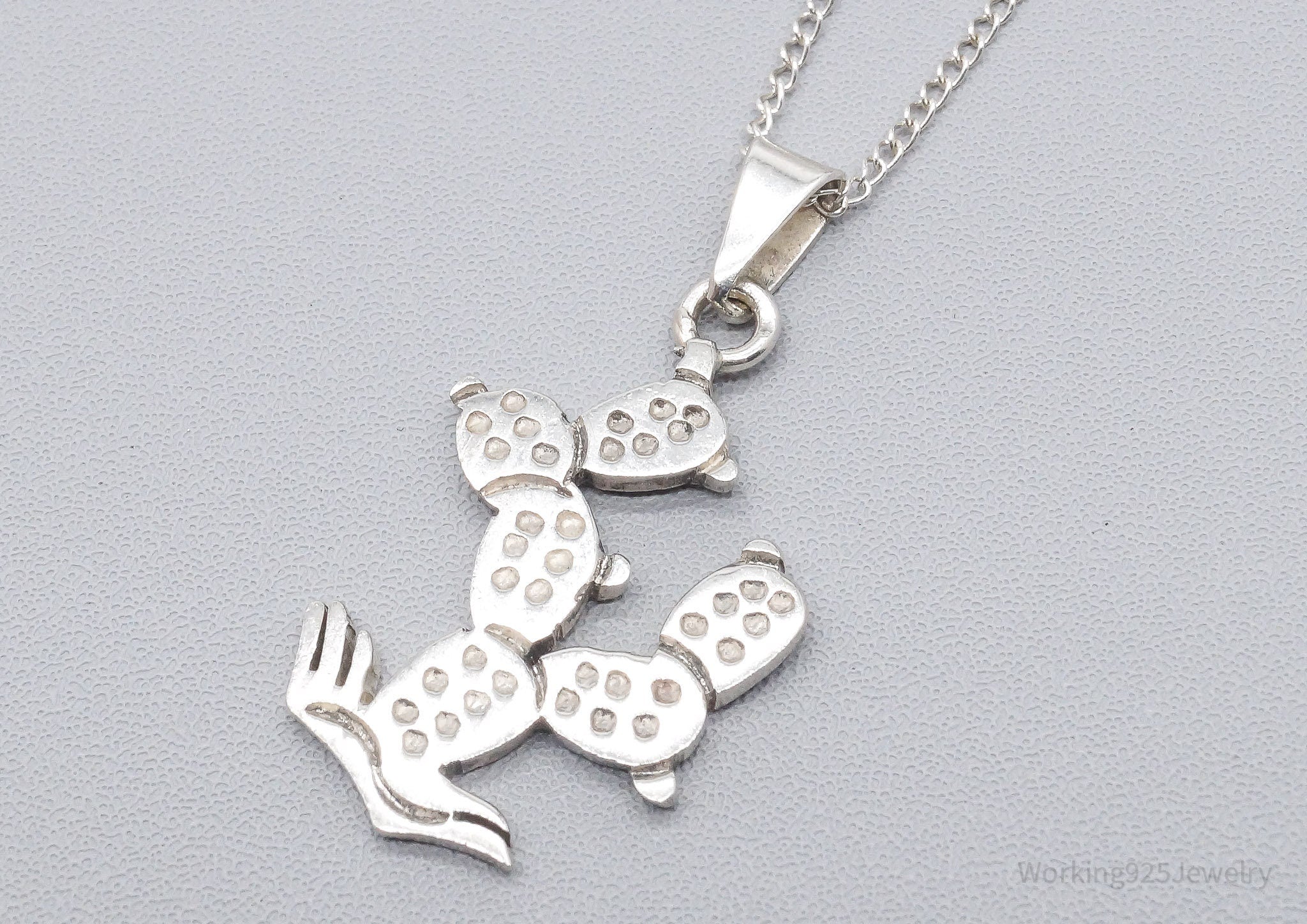 Vintage Western Desert Cactus Sterling Silver Necklace 20"