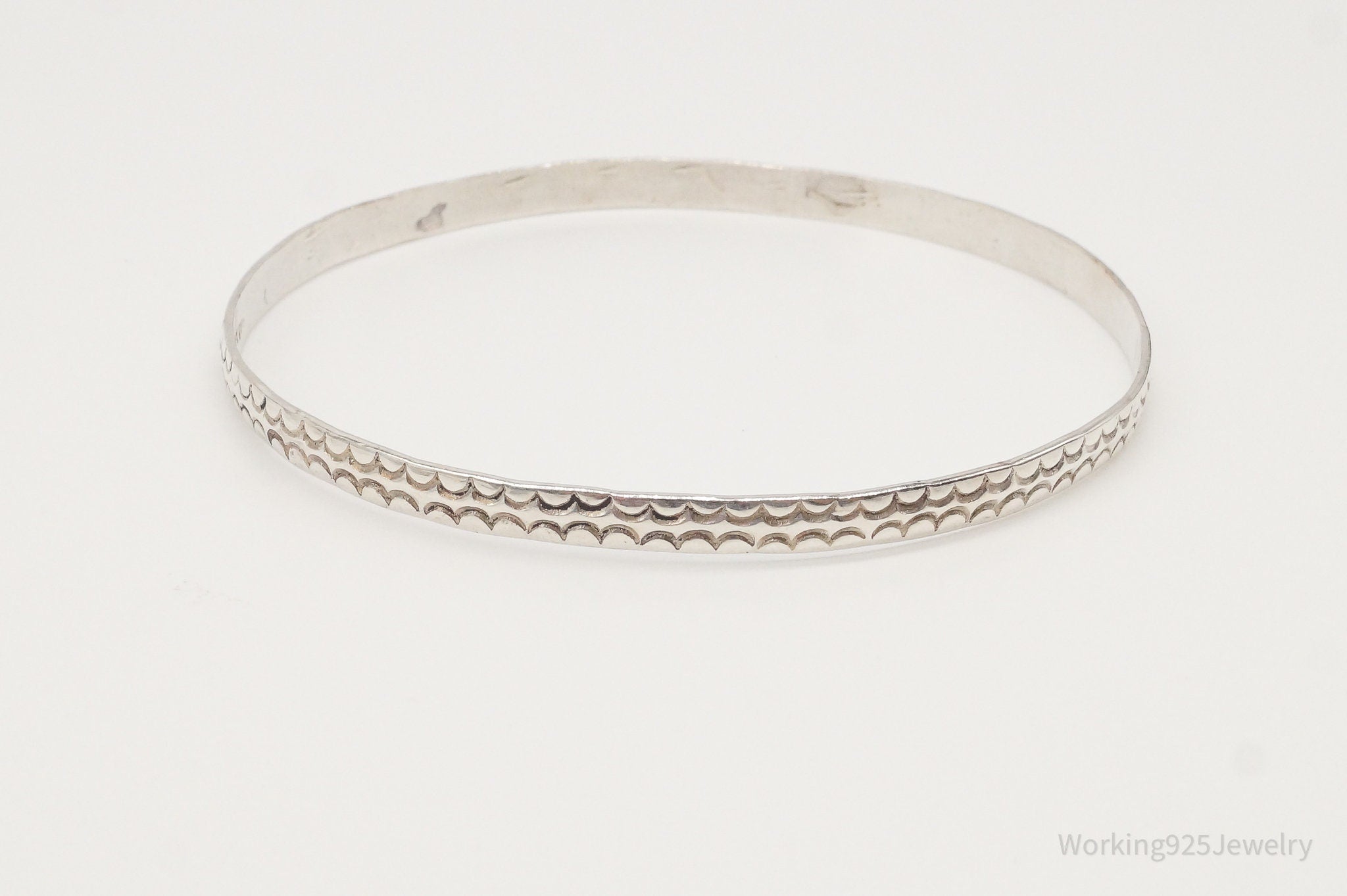 Vintage Mexico Cuernavaca Sterling Silver Bangle Bracelet