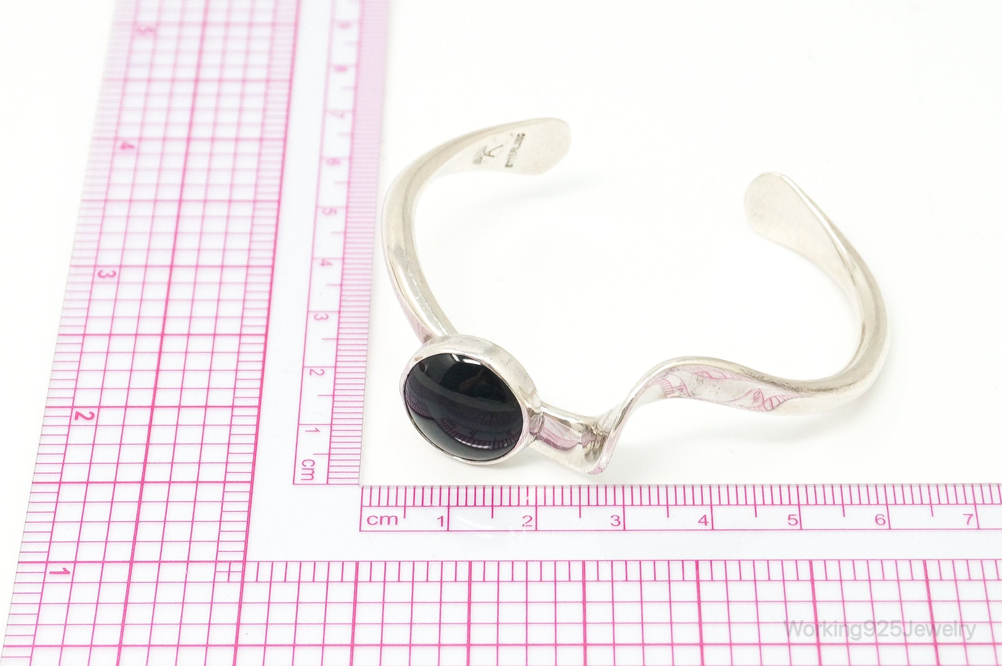 Vintage Native American Black Onyx Sterling Silver Cuff Bracelet