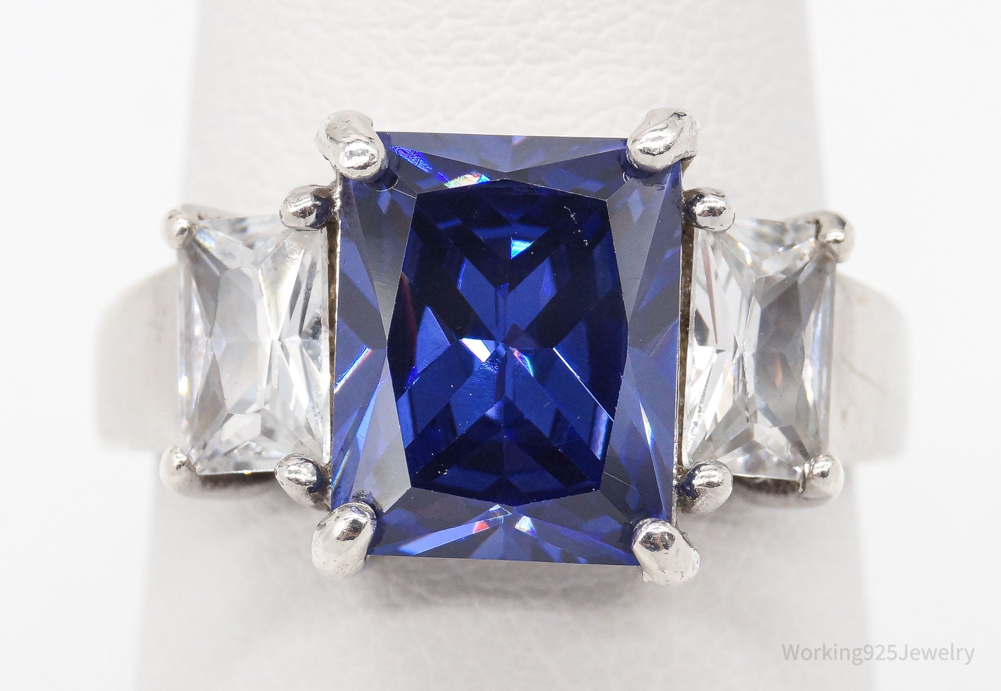 Vintage Tanzanite Cubic Zirconia Sterling Silver Ring - Size 7.5