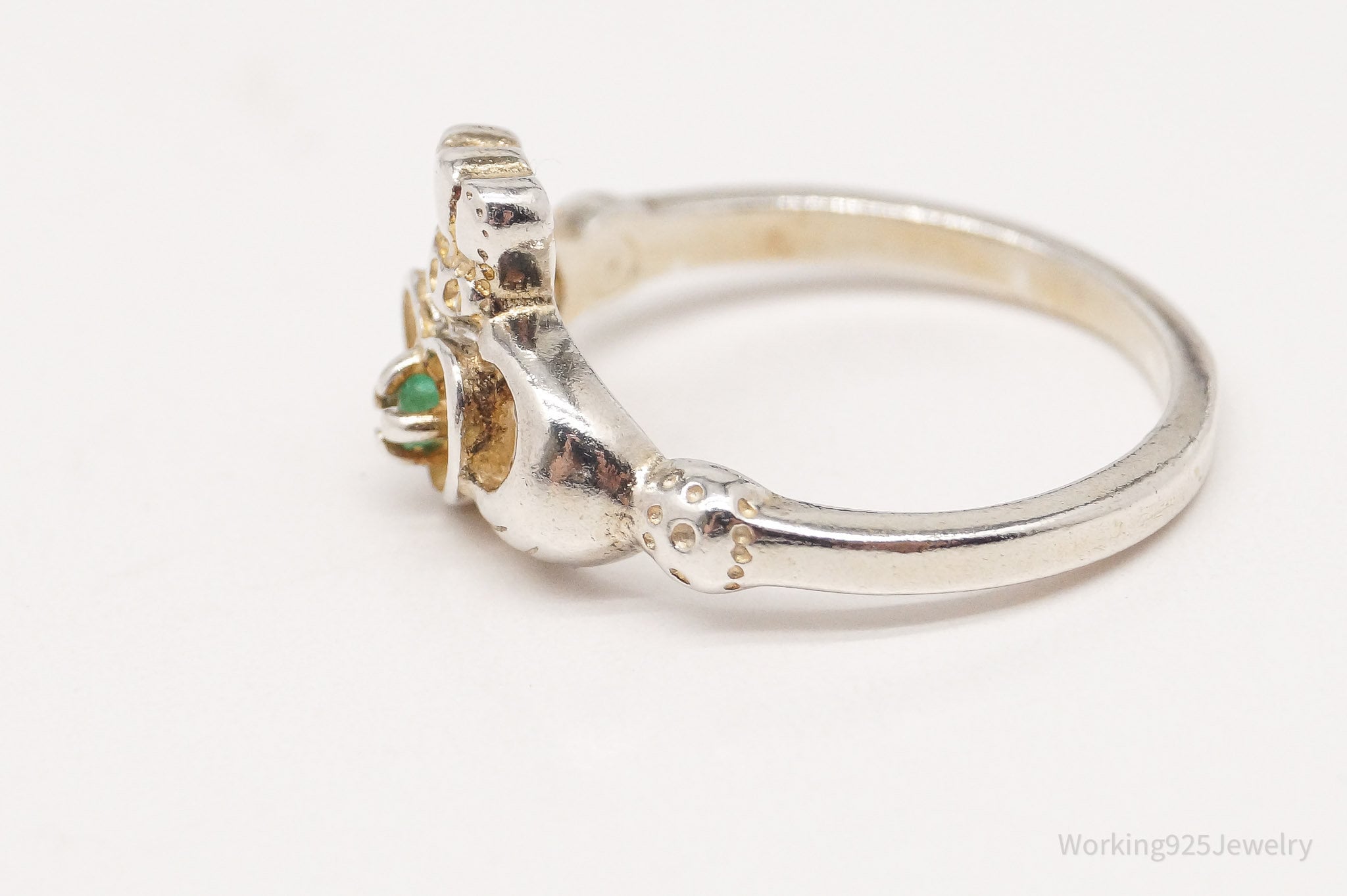 Vintage Emerald Claddagh Sterling Silver Ring Size 5