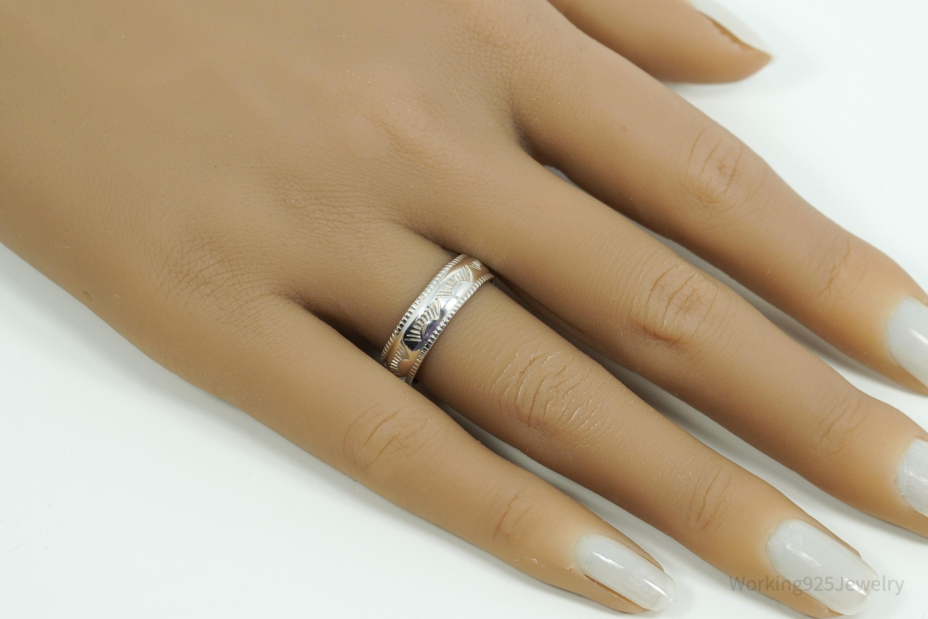 Vintage Native American Sterling Silver Band Ring Size 8.25