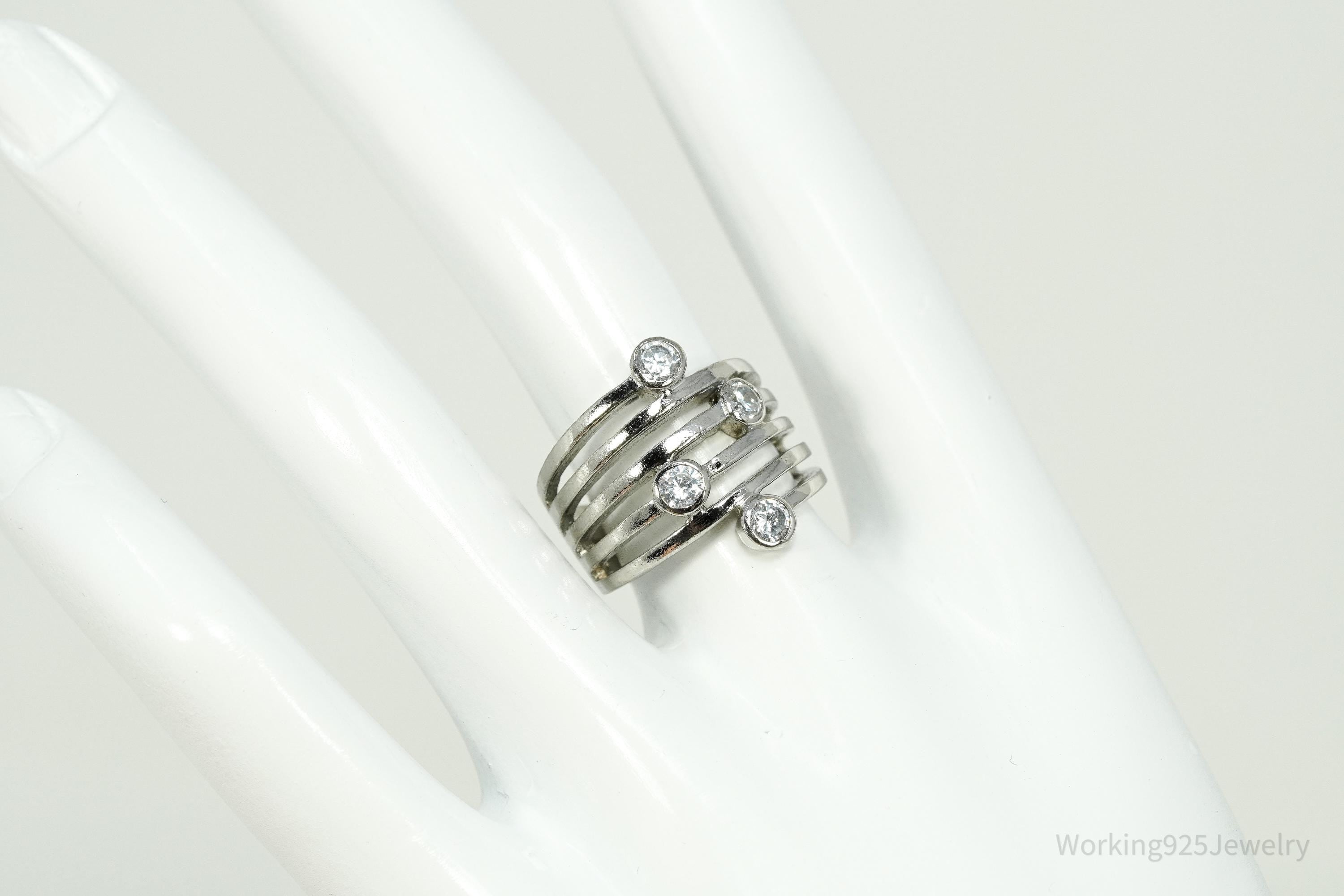 Vintage Cubic Zirconia Sterling Silver Band Ring - Size 6.75