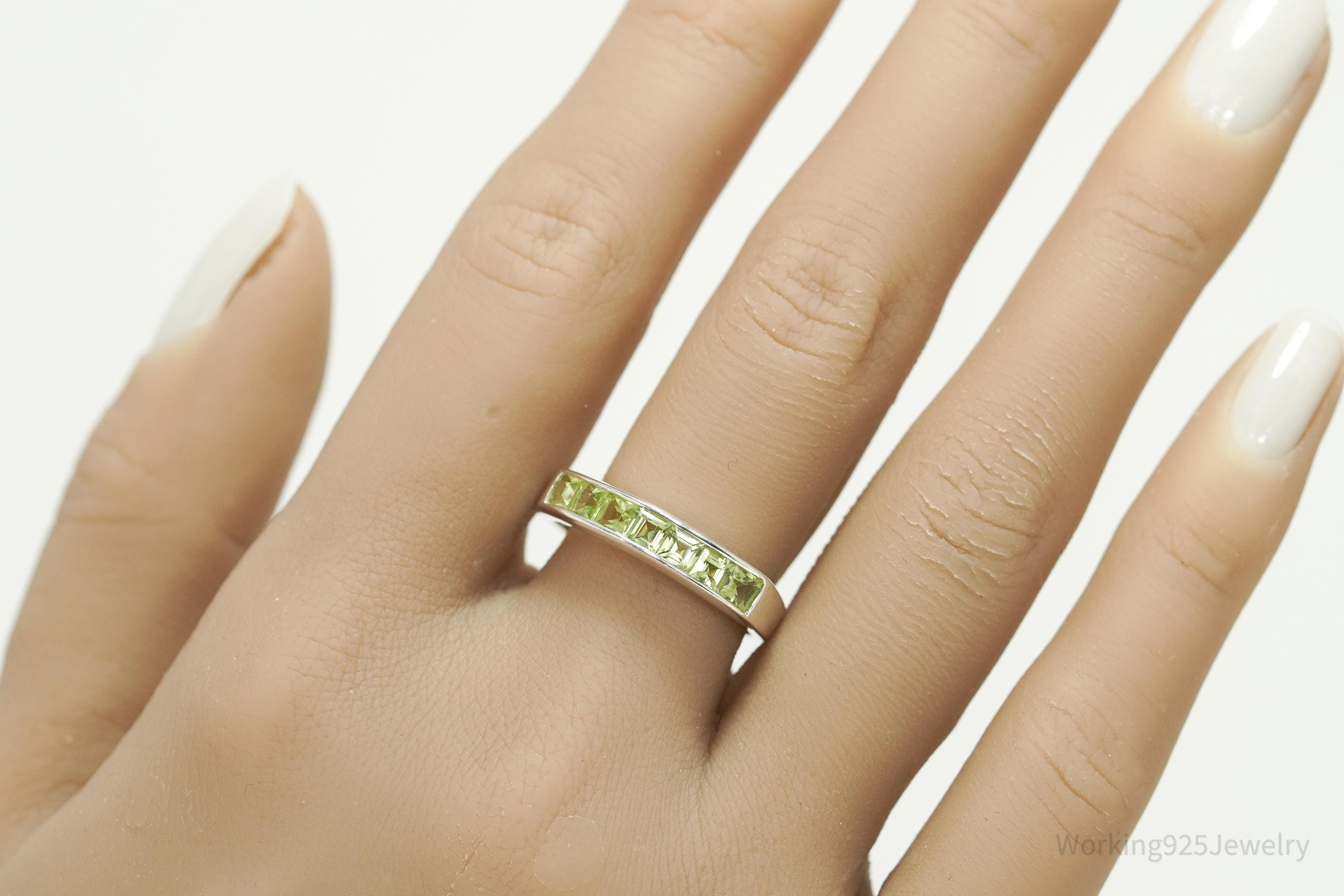 Vintage Peridot Sterling Silver Ring - Size 9