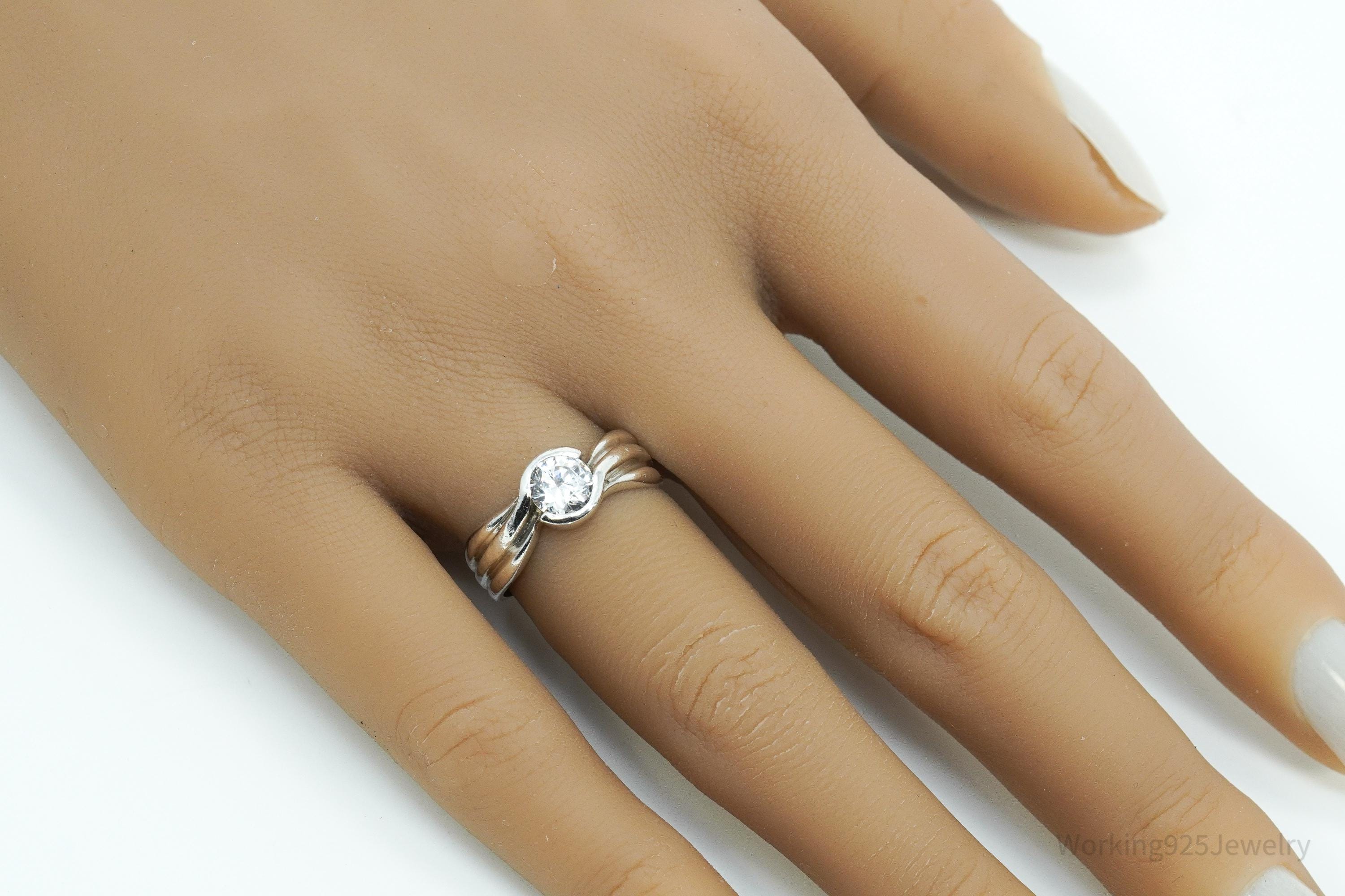 Vintage Cubic Zirconia Sterling Silver Ring - Size 7