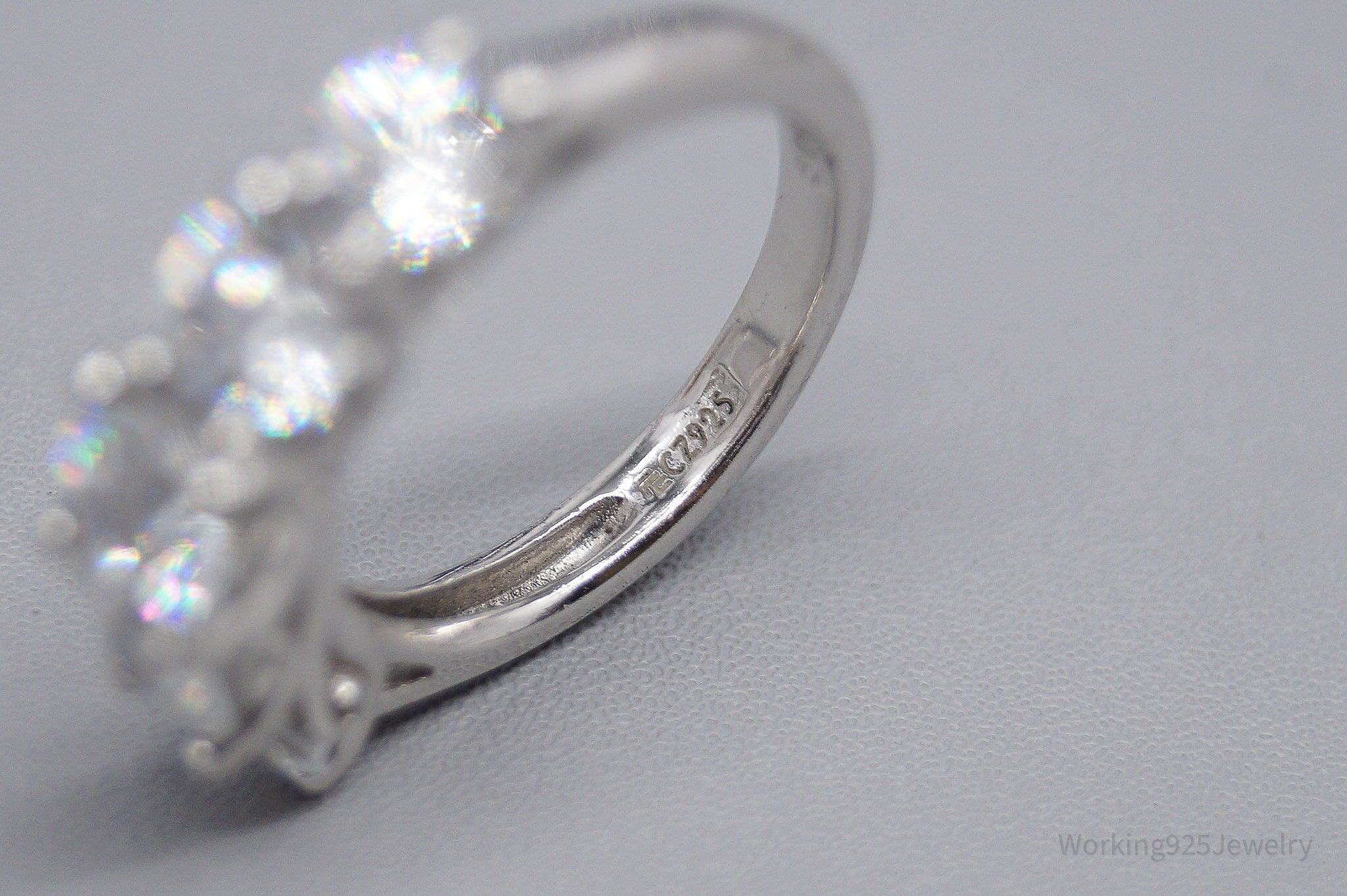 Vintage Cubic Zirconia Platinum Clad Sterling Silver Ring - Size 4.25