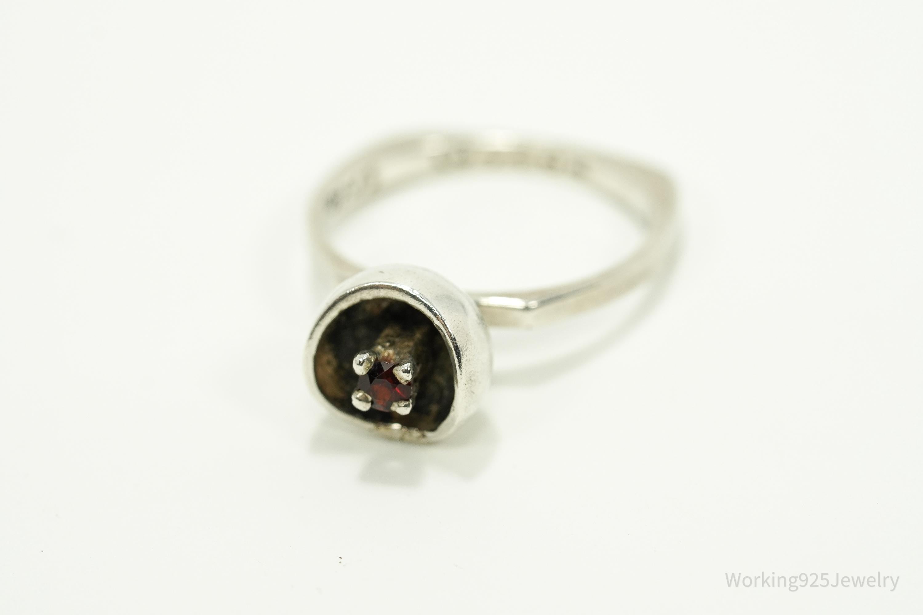 RARE Vintage Mid Century Modernist OPUS Garnet Sterling Silver Ring - Size 6