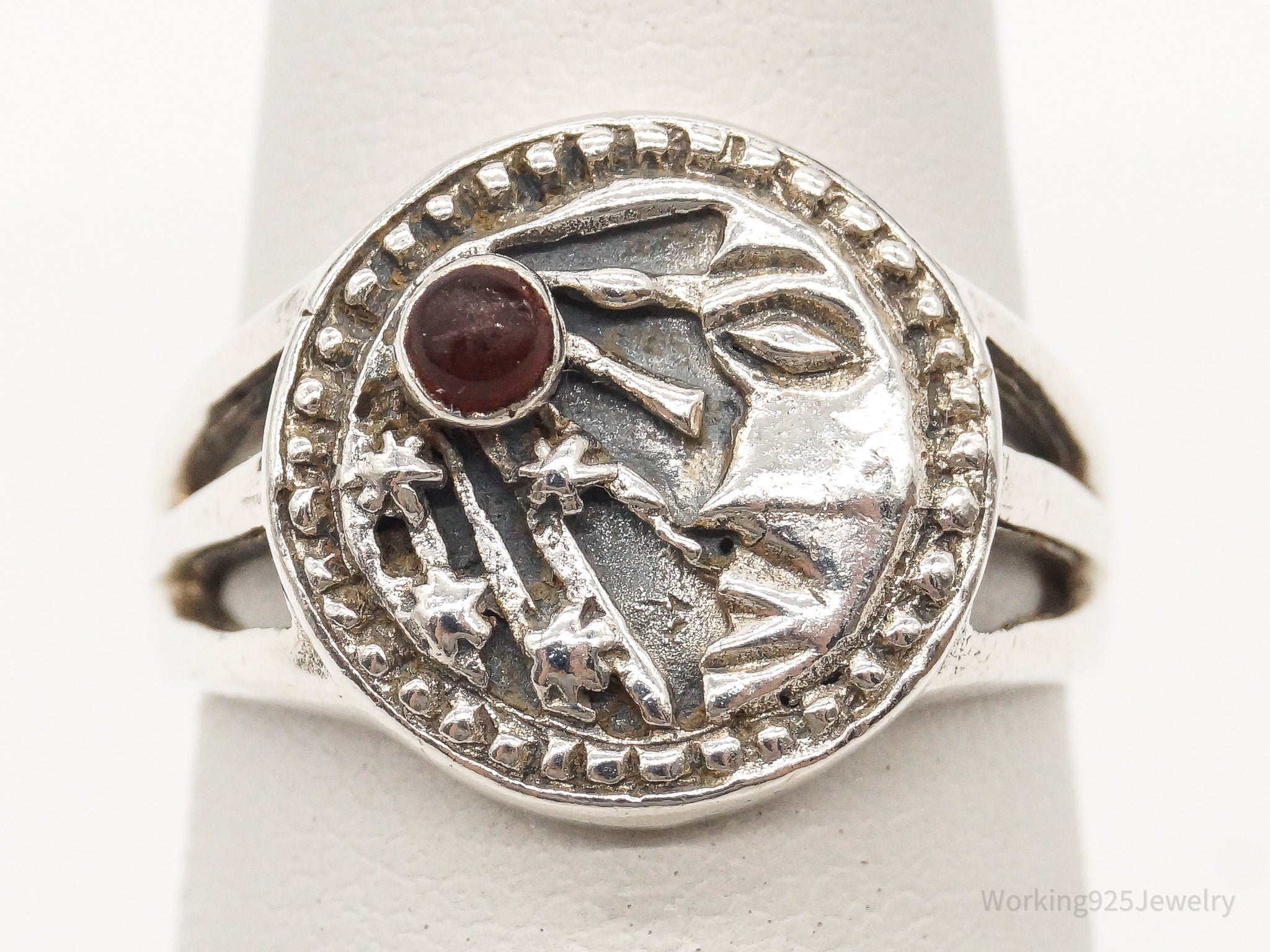 Vintage Moon Face & Stars Garnet Sterling Silver Ring Size 5.25