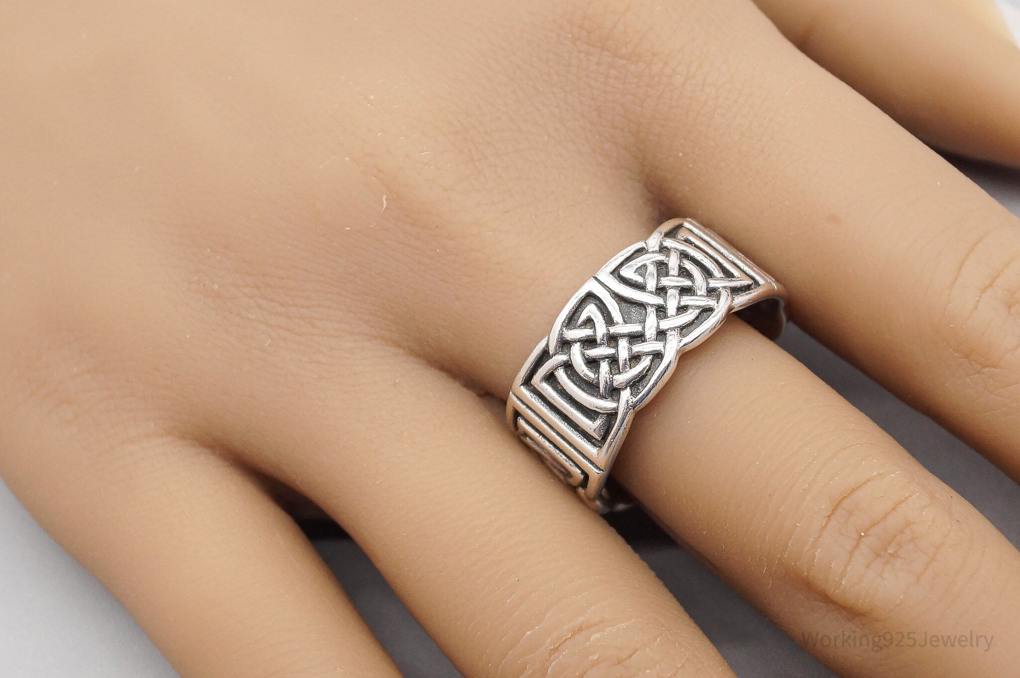 Vintage Celtic Knots Sterling Silver Band Ring - Size 11.5