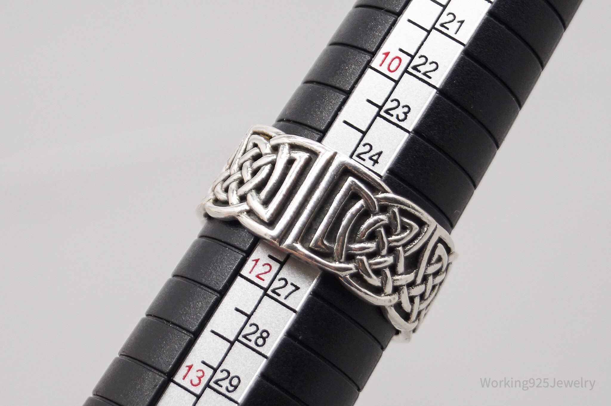 Vintage Celtic Knots Sterling Silver Band Ring - Size 11.5