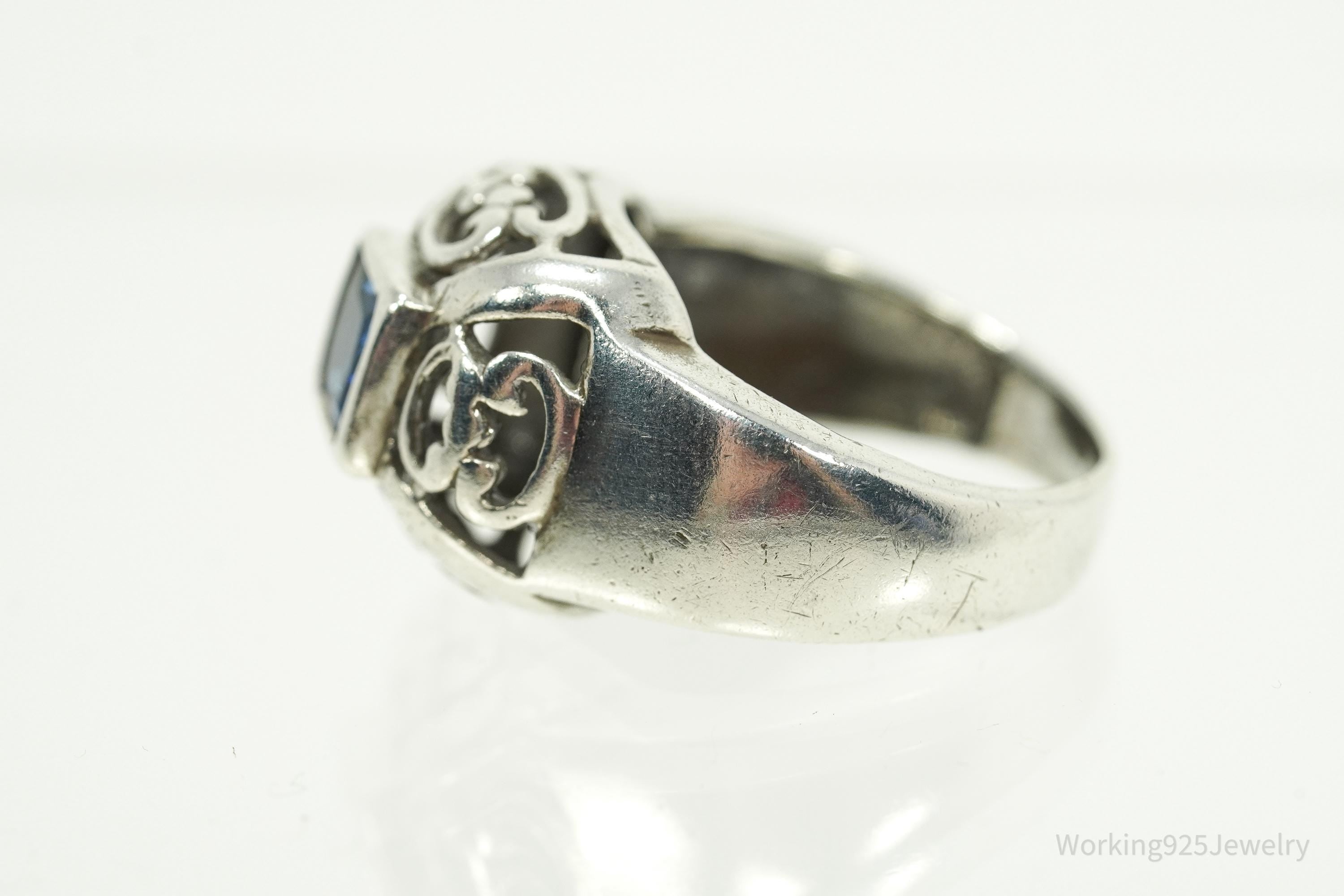 Vintage Blue Cubic Zirconia Sterling Silver Ring - Size 7.25