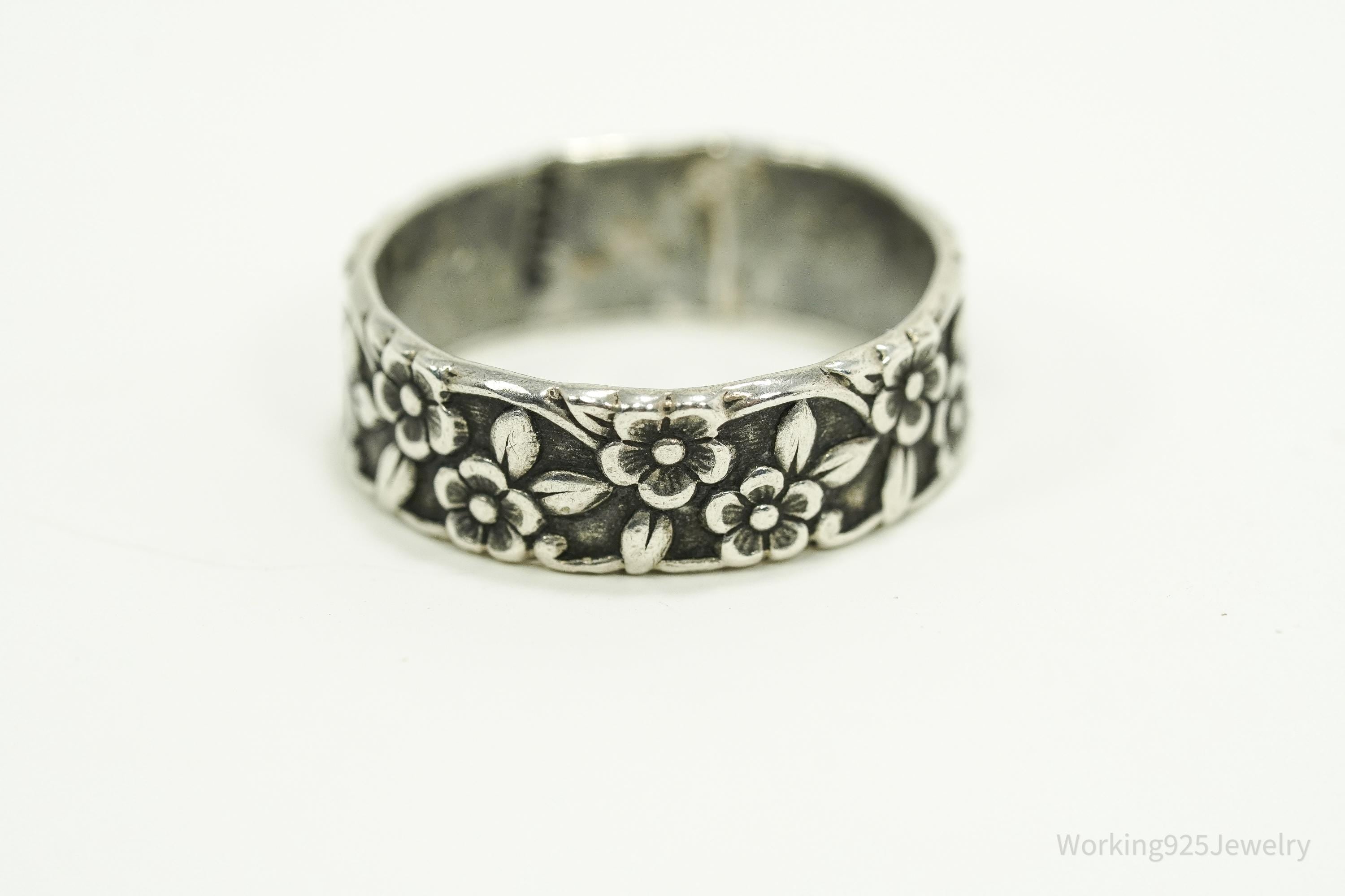 Antique Flowers Sterling Silver Band Ring - Size 7