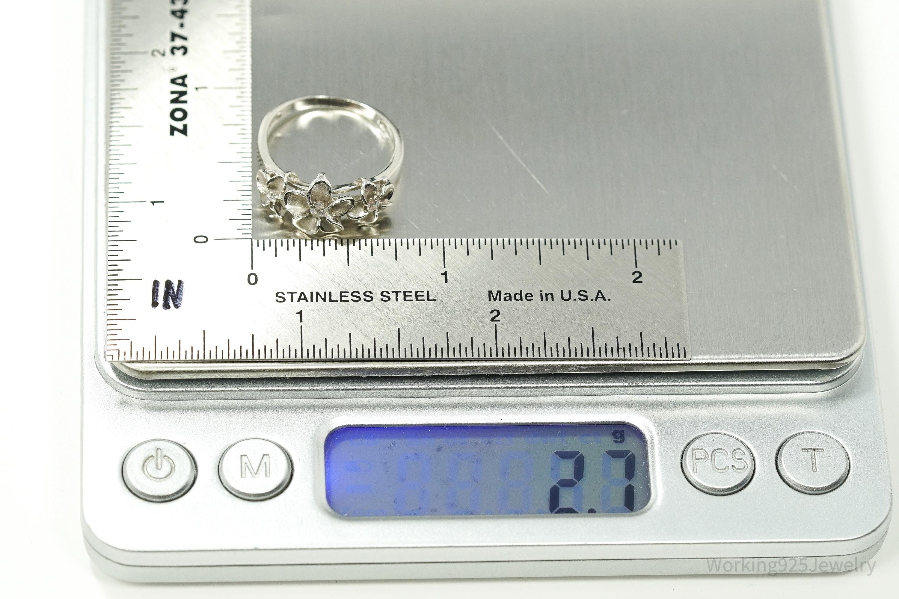 Vintage Cubic Zirconia Flowers Sterling Silver Ring - Size 6.75