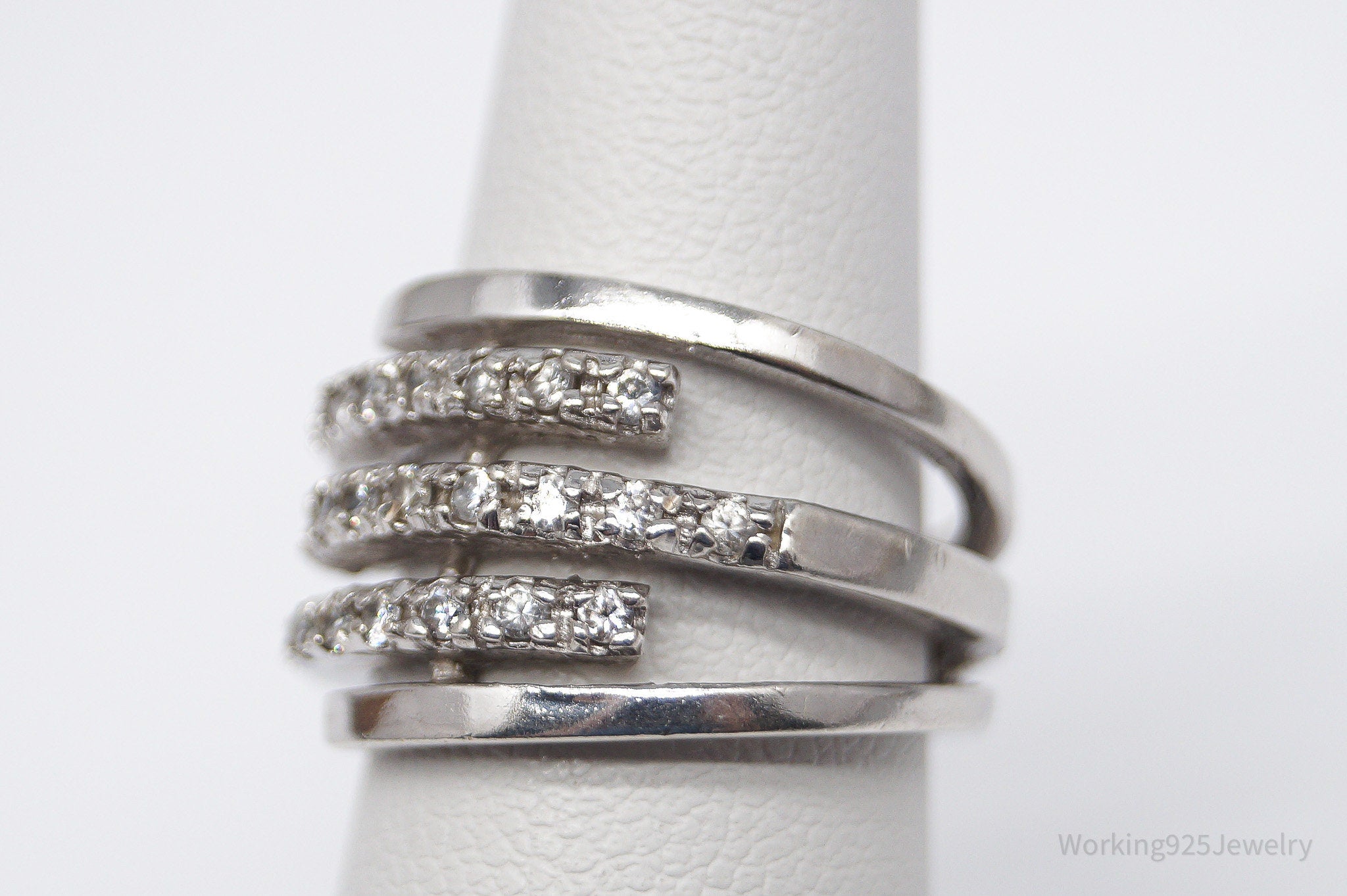 Vintage Cubic Zirconia Sterling Silver Ring - Size 5.75