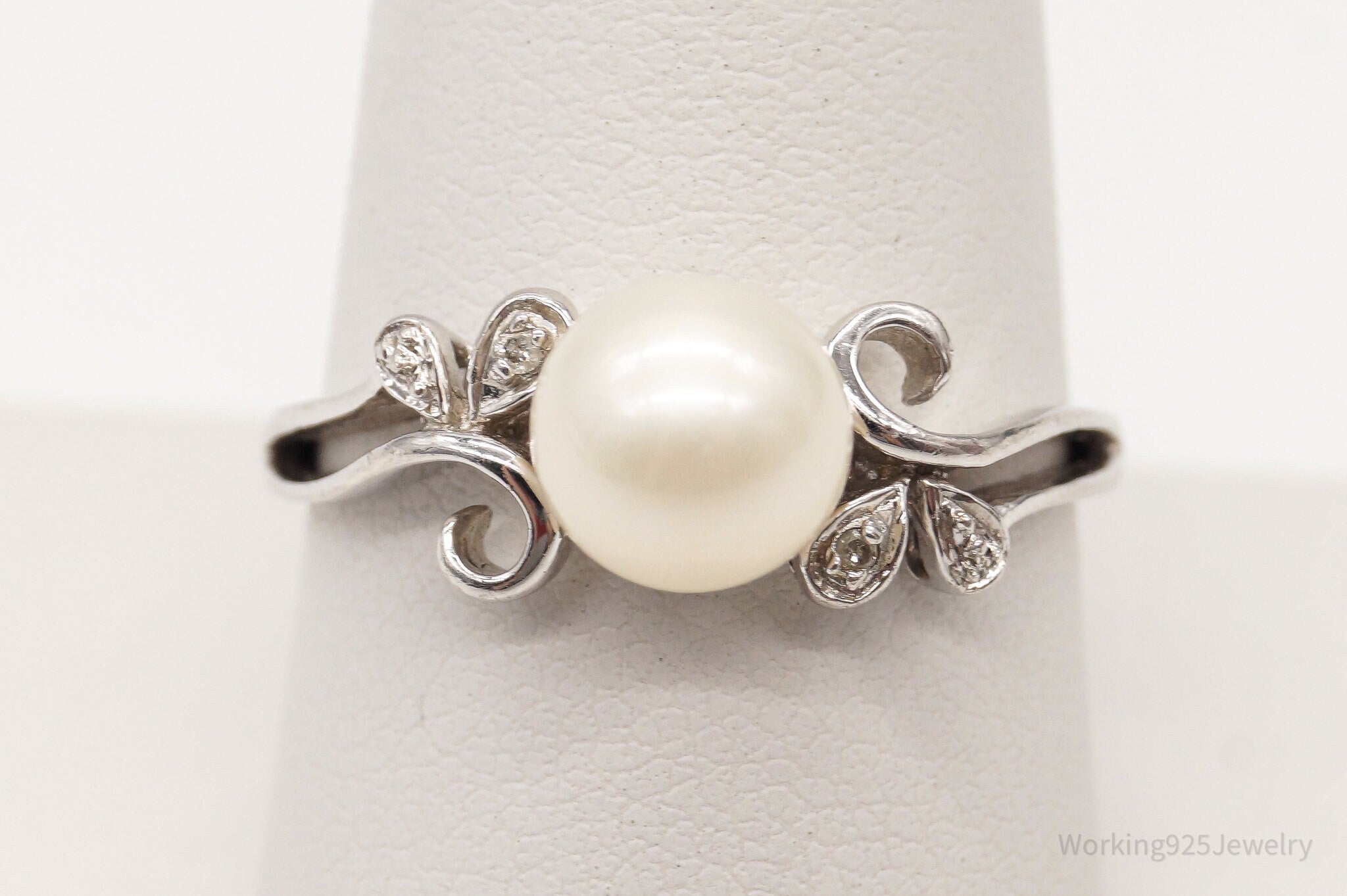 Vintage Pearl Cubic Zirconia Sterling Silver Ring - Size 8.75