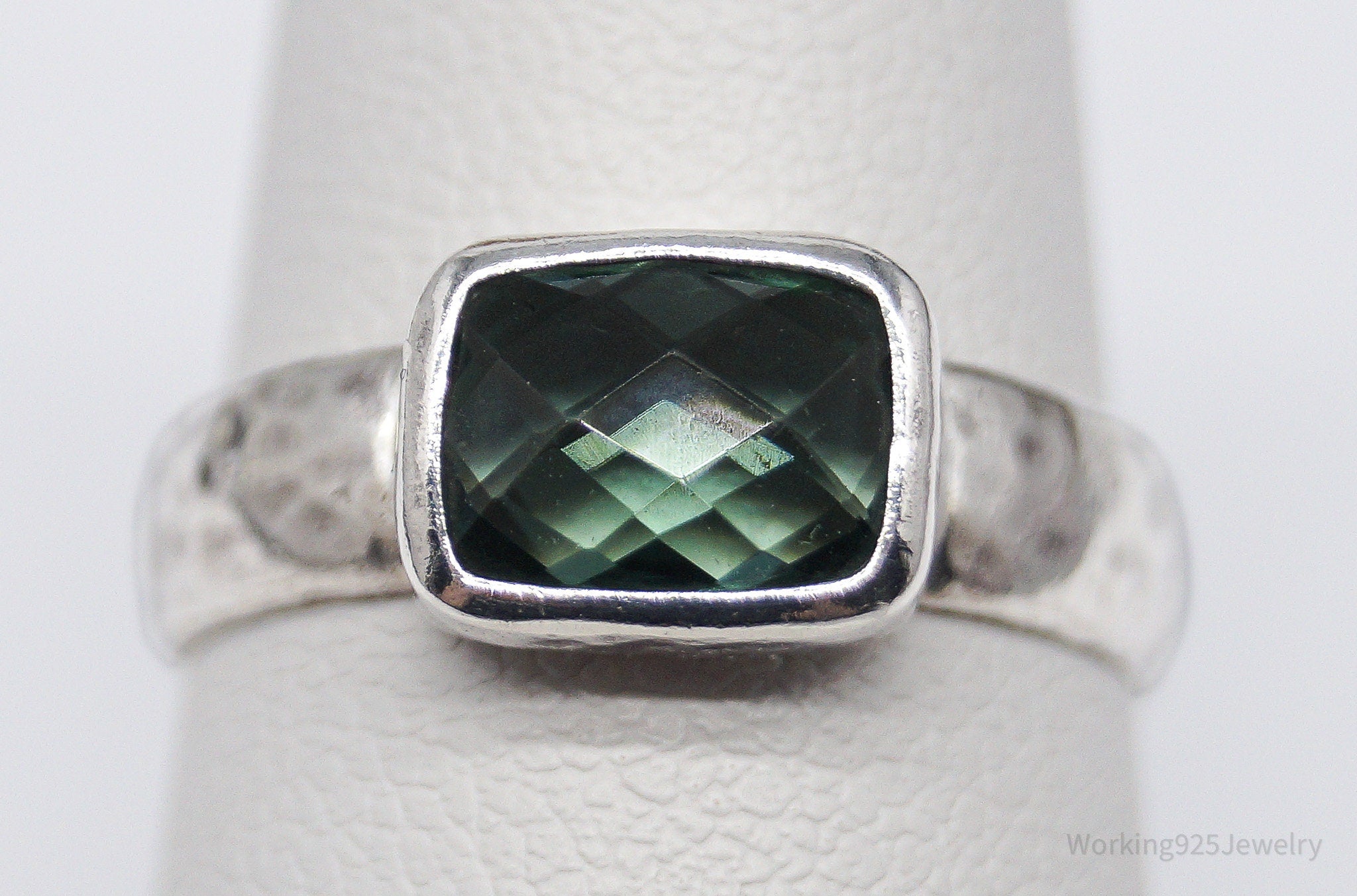 Vintage Green Quartz Sterling Silver Ring - Size 6.75