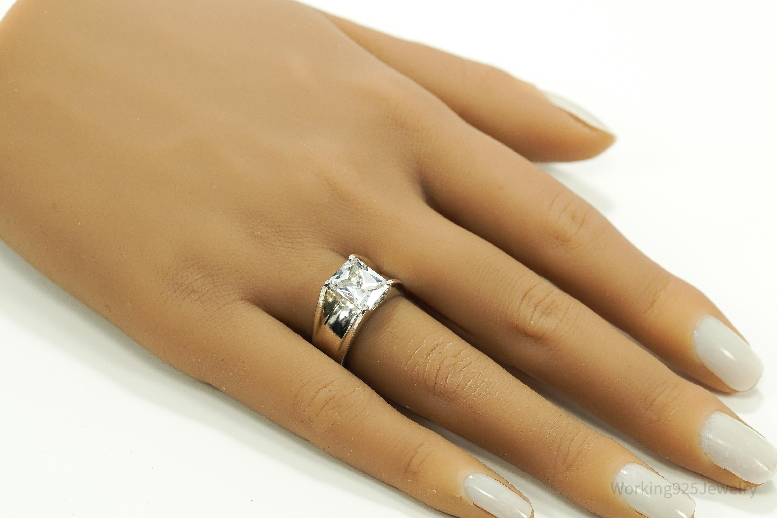 Vintage Cubic Zirconia Sterling Silver Ring - Size 7