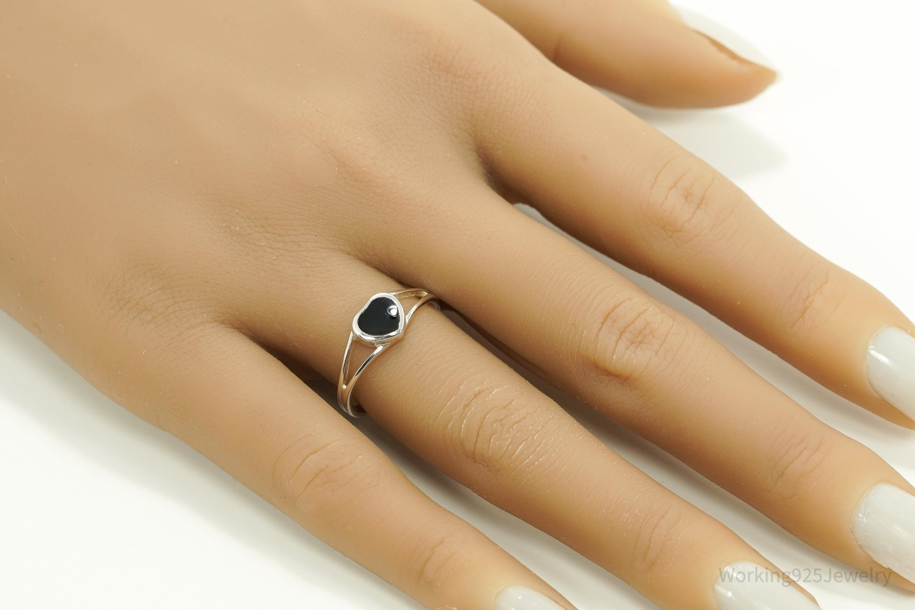 Vintage Black Onyx Inlay Heart Sterling Silver Ring - Size 8