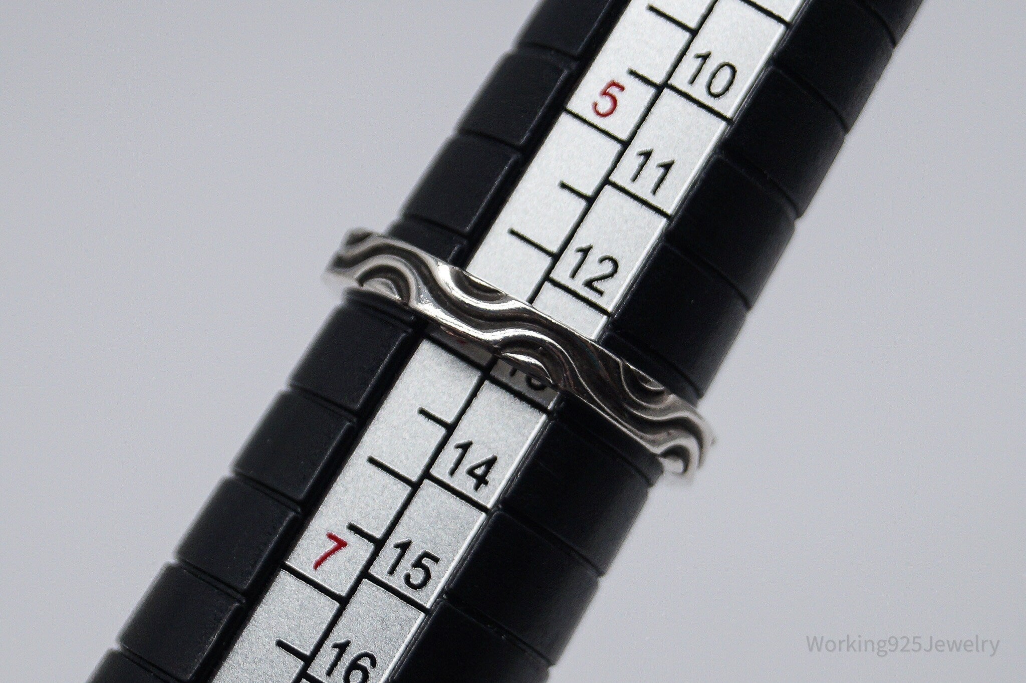 Vintage Native American Navajo El Tom Sterling Silver Band Ring - Size 5.75