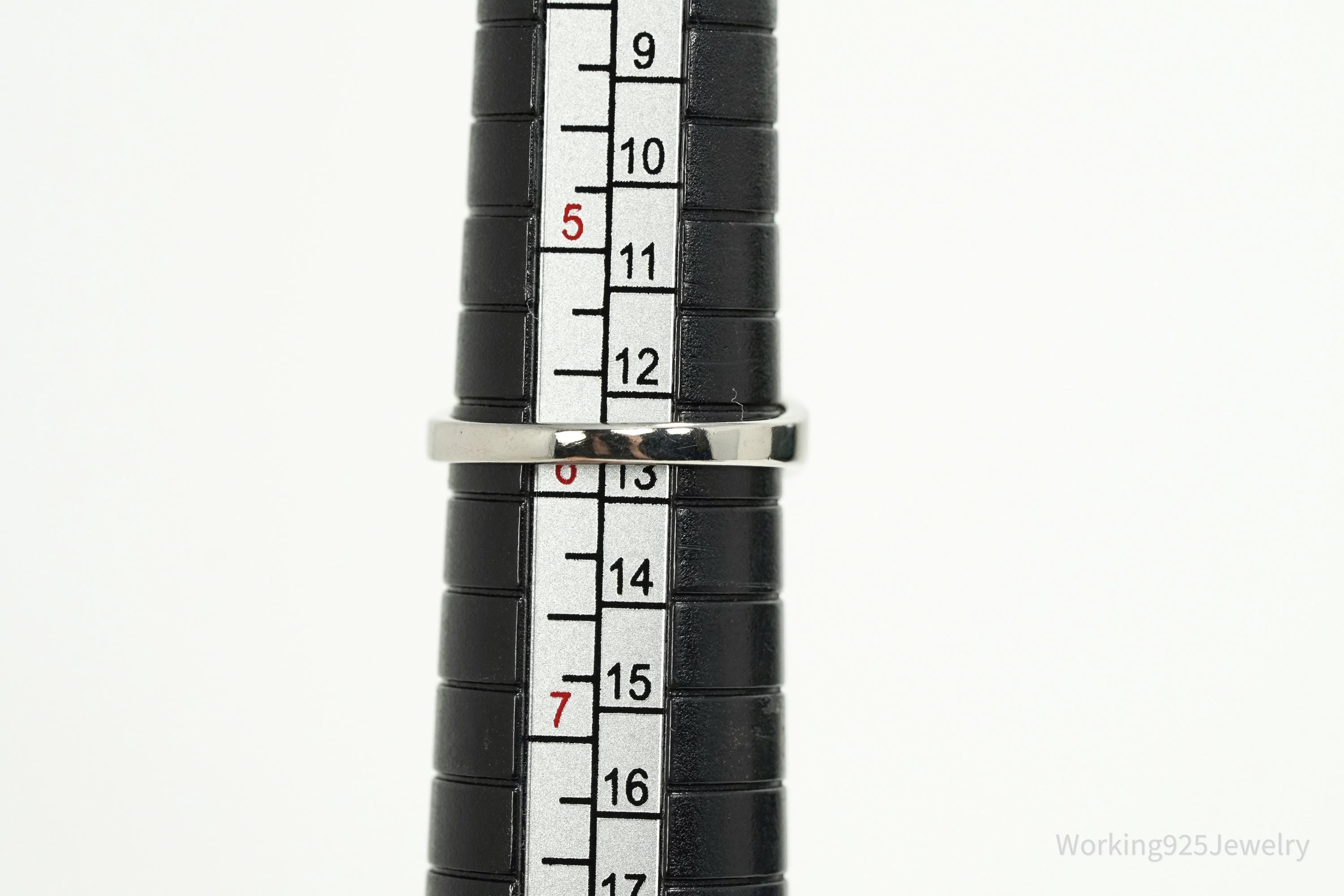 Vintage Cubic Zirconia Sterling Silver Ring - Size 5.75