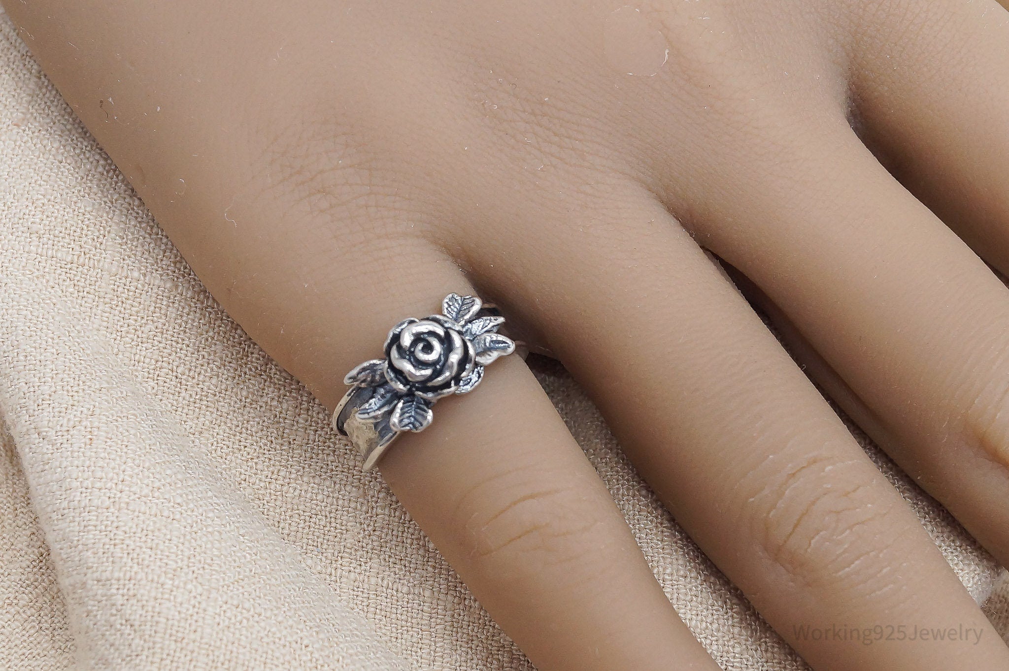 Vintage Israel Designer Paz PZ Rose Sterling Silver Band Ring - Size 5