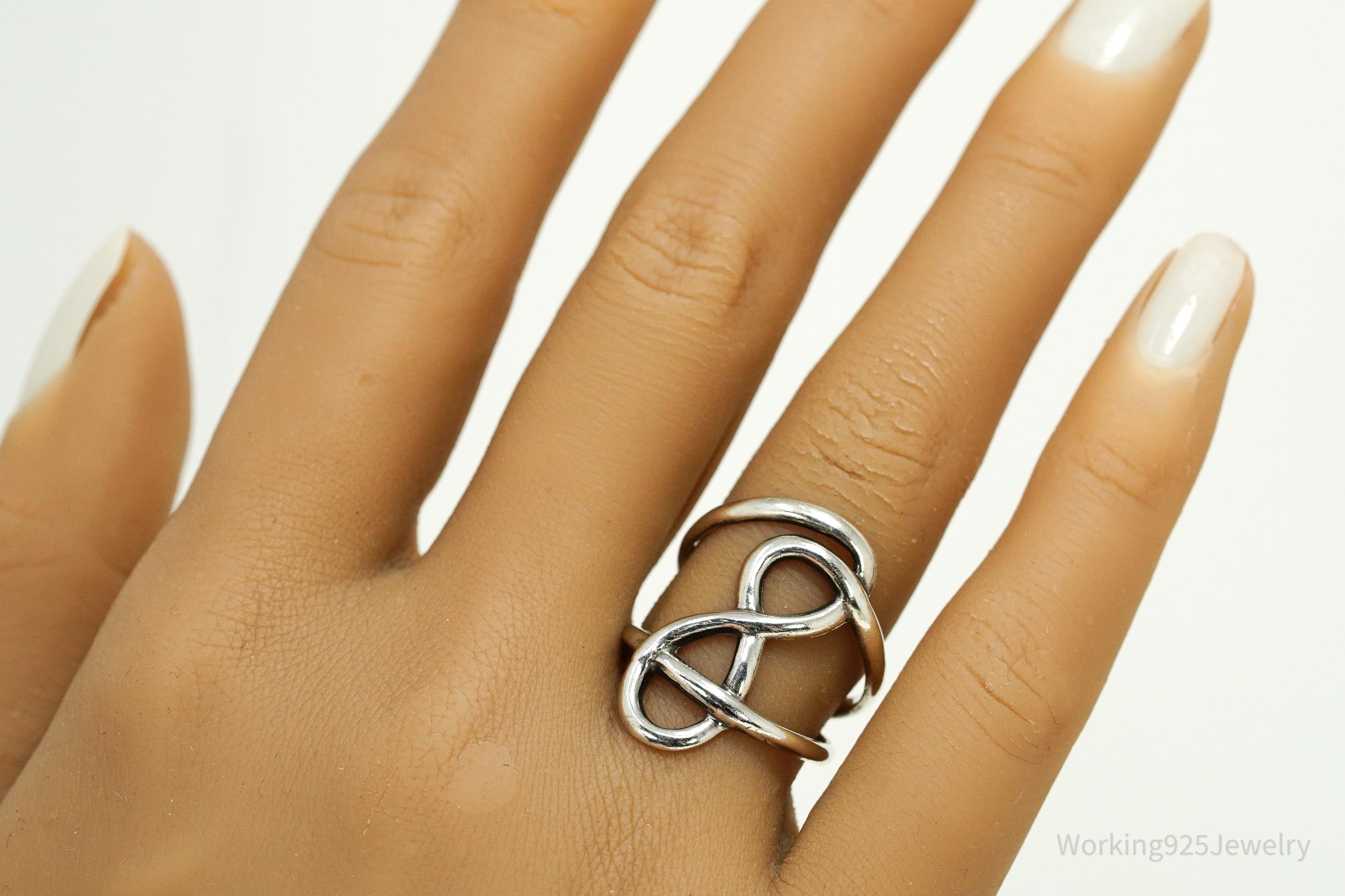 Vintage Knot Design Sterling Silver Ring - Size 8.25