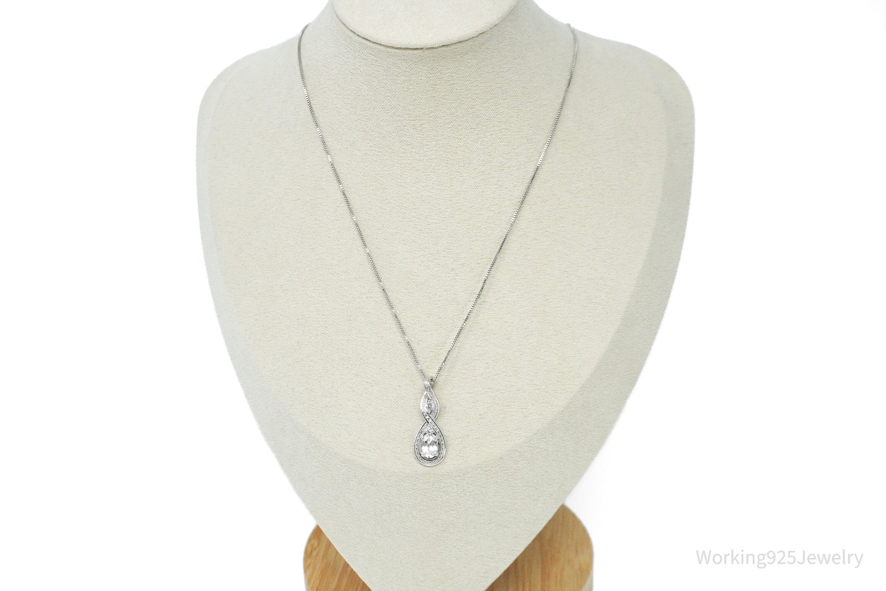 Vintage Cubic Zirconia Sterling Silver Necklace 18"