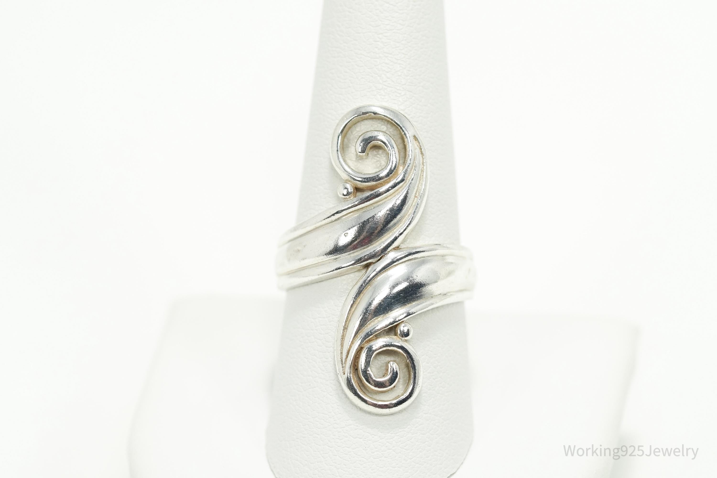 Vintage Spiral Modernist Sleek Sterling Silver Ring - Size 9.25
