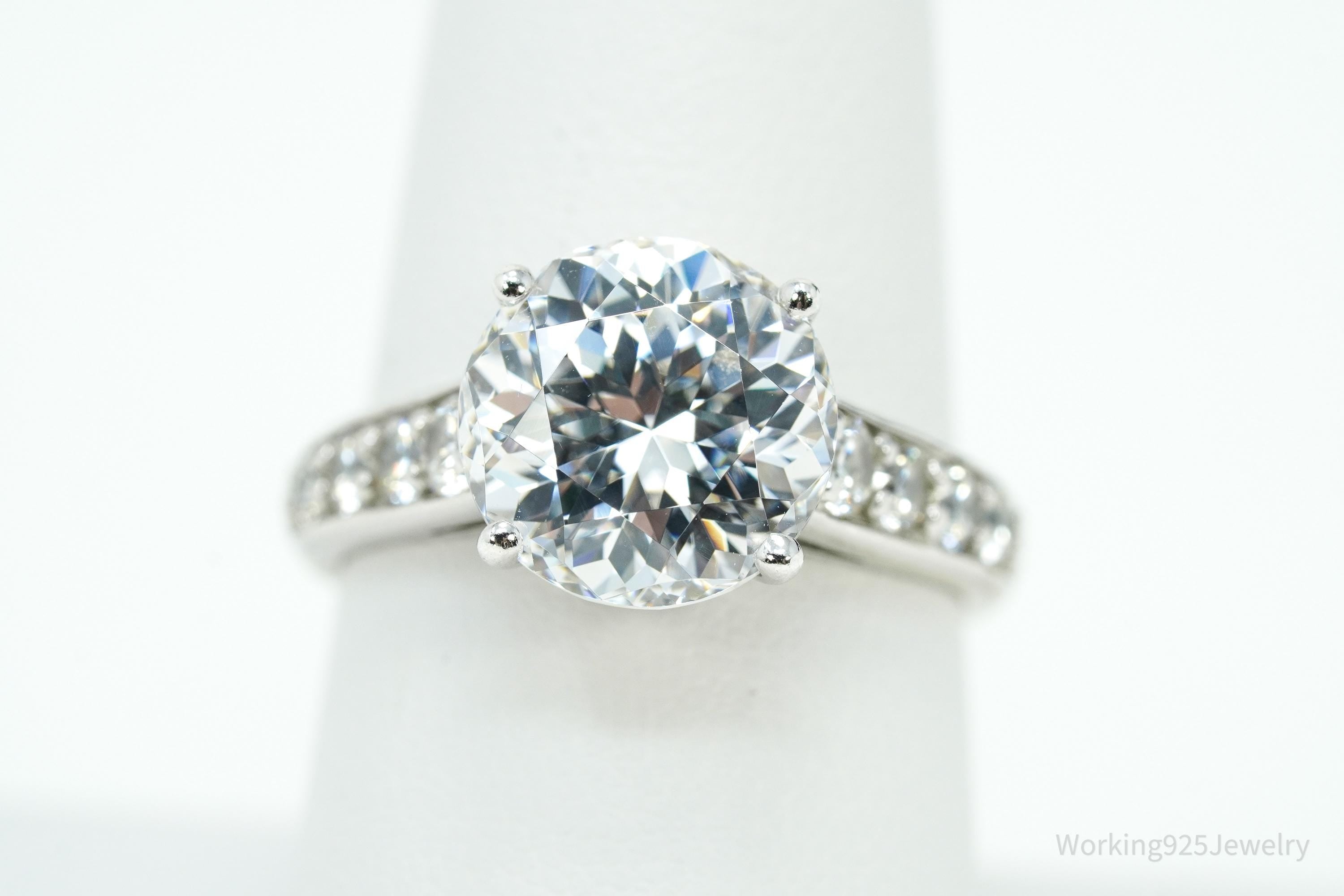 Vintage Cubic Zirconia Platinum Clad Sterling Silver Ring - Size 8.25