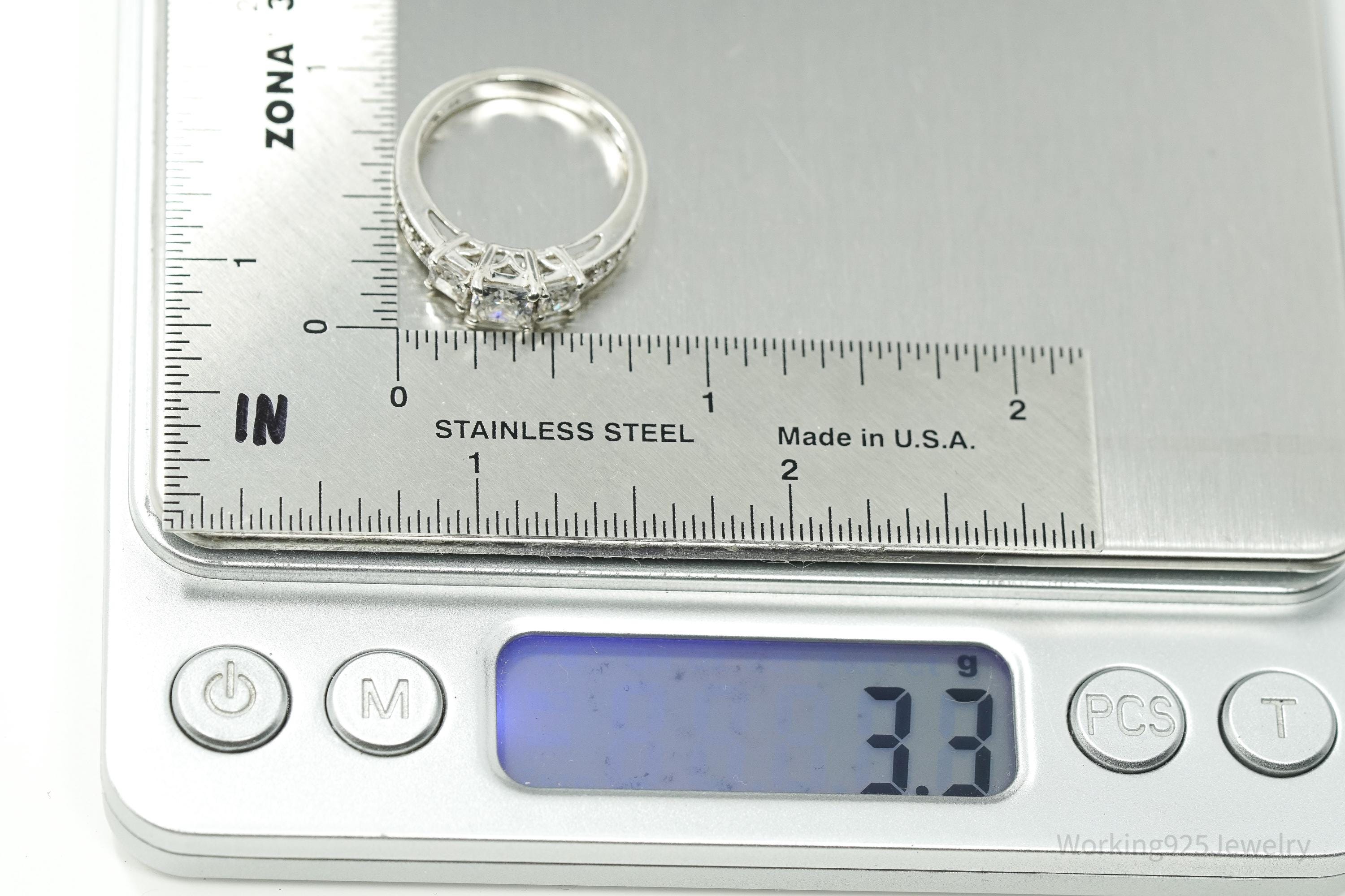 Vintage Cubic Zirconia Sterling Silver Ring - Size 7