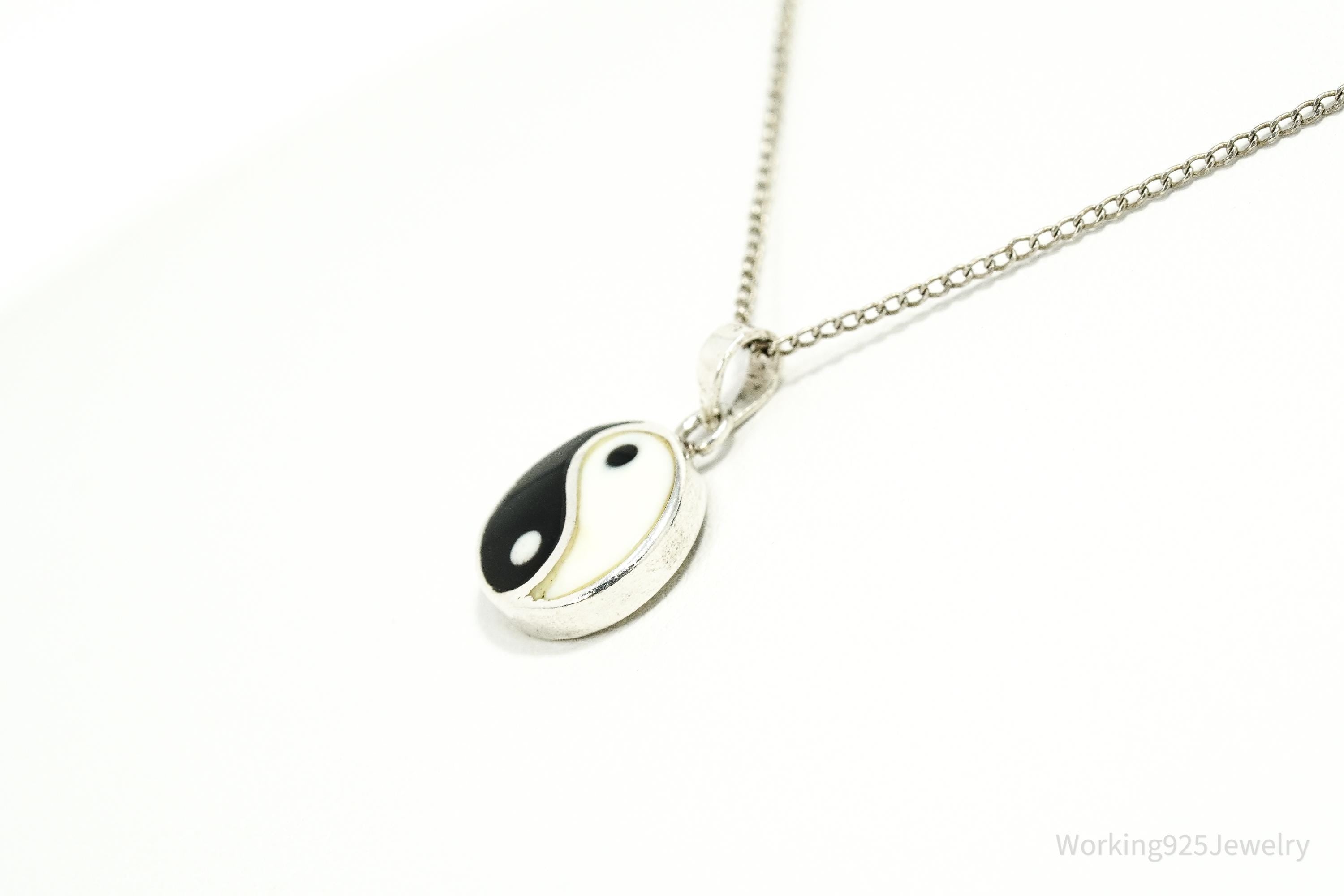 Vintage Black & White Onyx Inlay Yin Yang Sterling Silver Necklace 16"