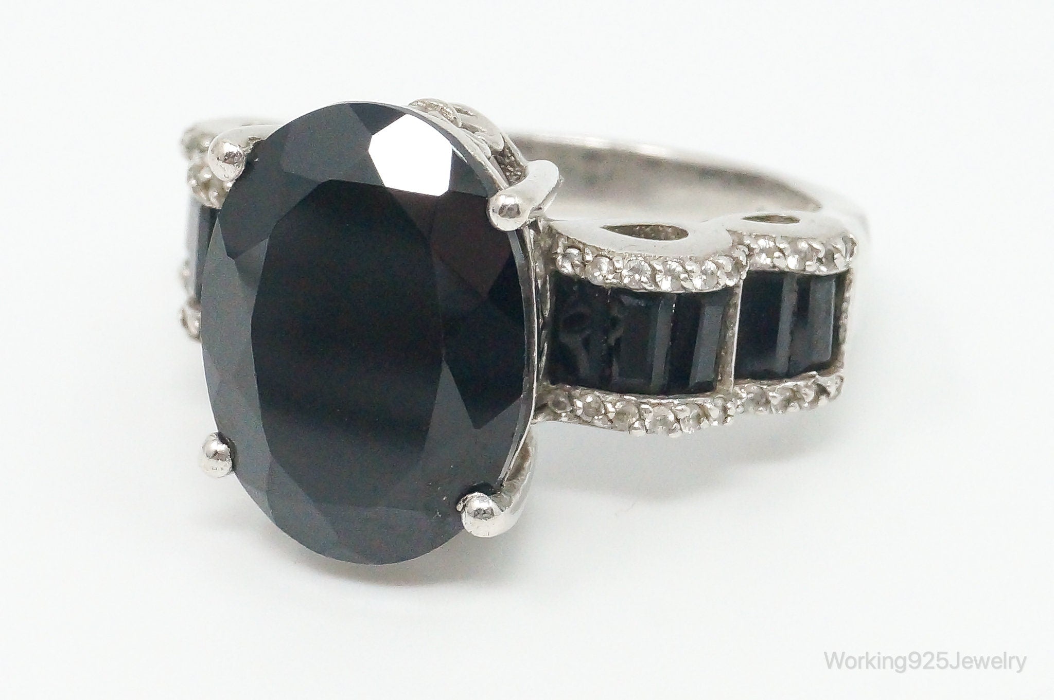 Vintage Large Black Onyx Cubic Zirconia Sterling Silver Ring - Size 9.25