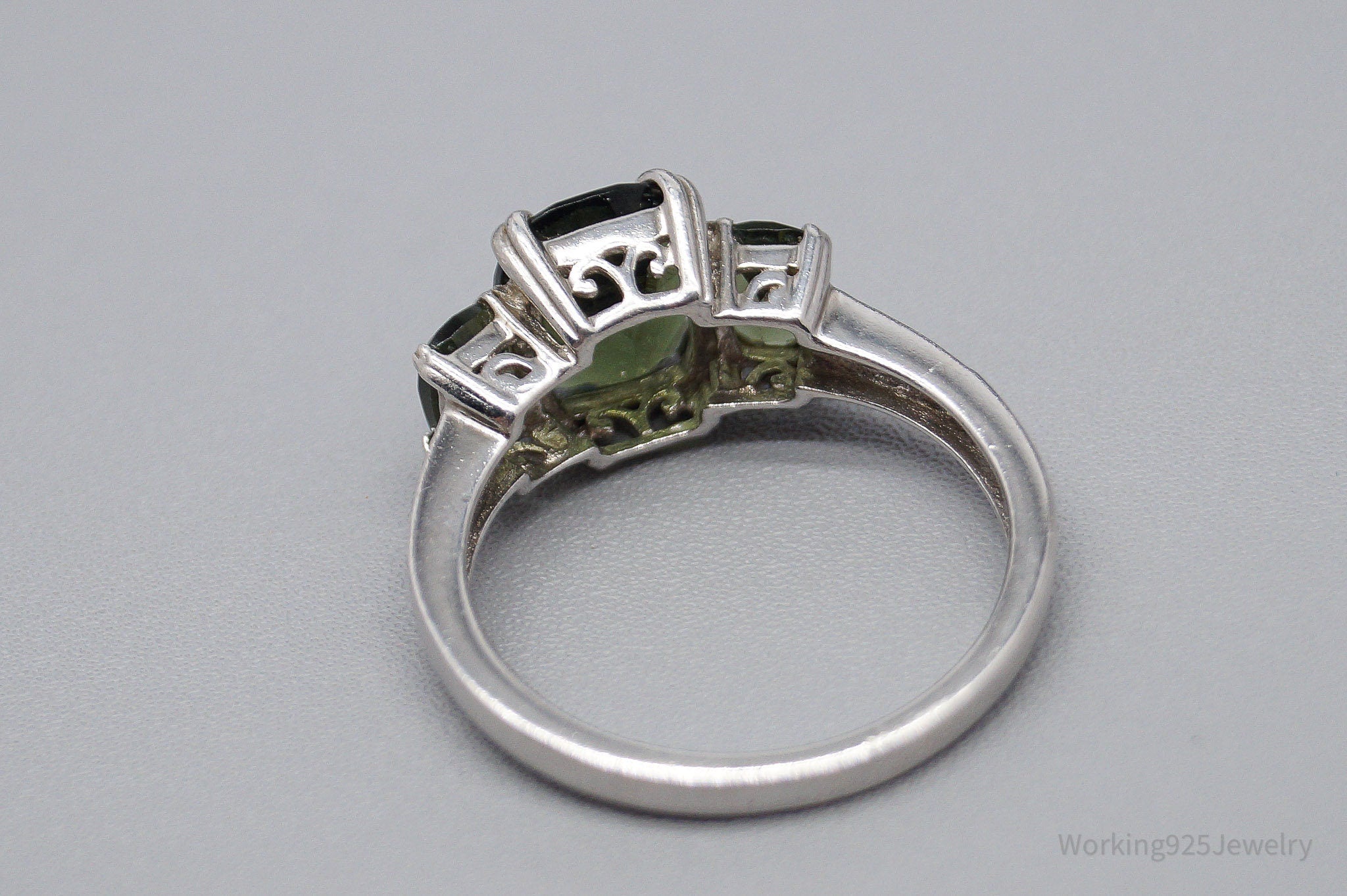 Vintage JTV's Green Moldavite & White Zircon Sterling Silver Ring - Size 9