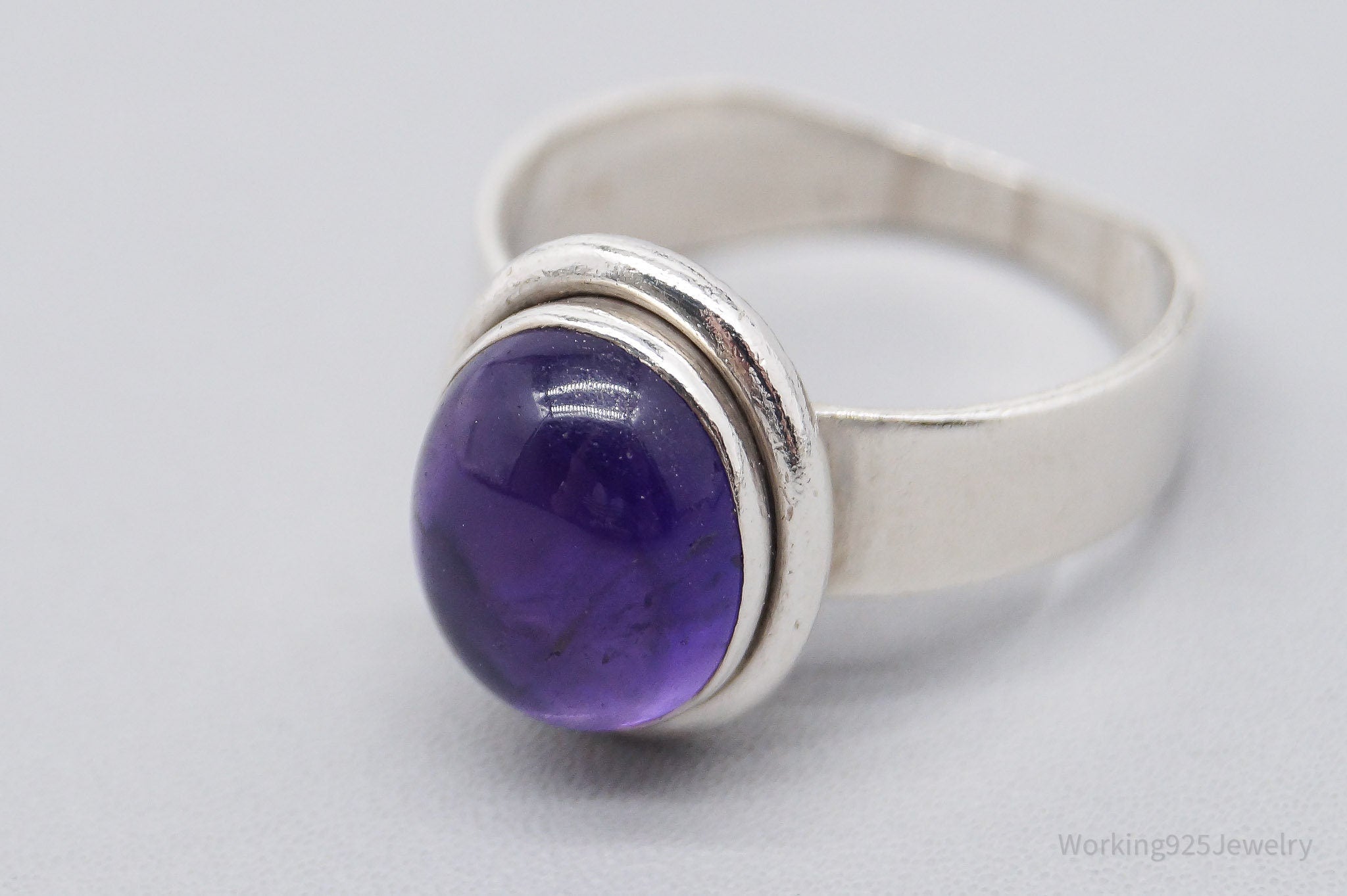 Vintage Amethyst Sterling Silver Ring - Size 7.25