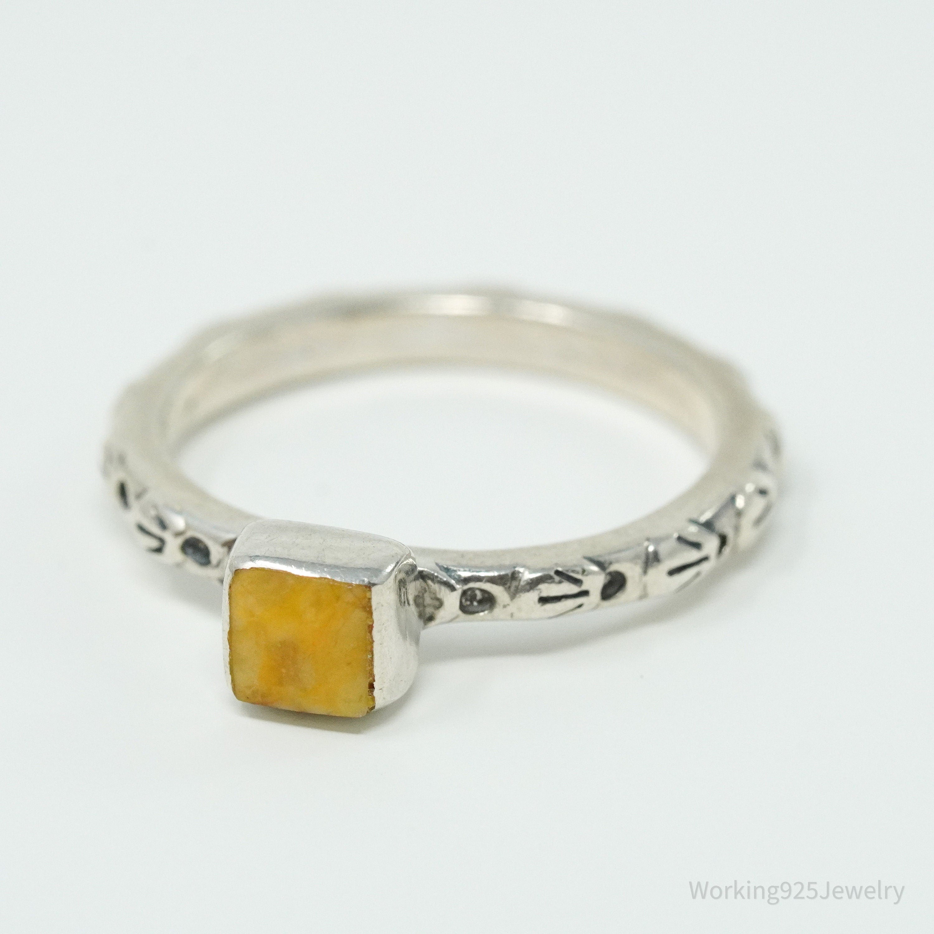 Vintage Peyote Bird Southwestern Shell Oyster Sterling Silver Ring - Size 7