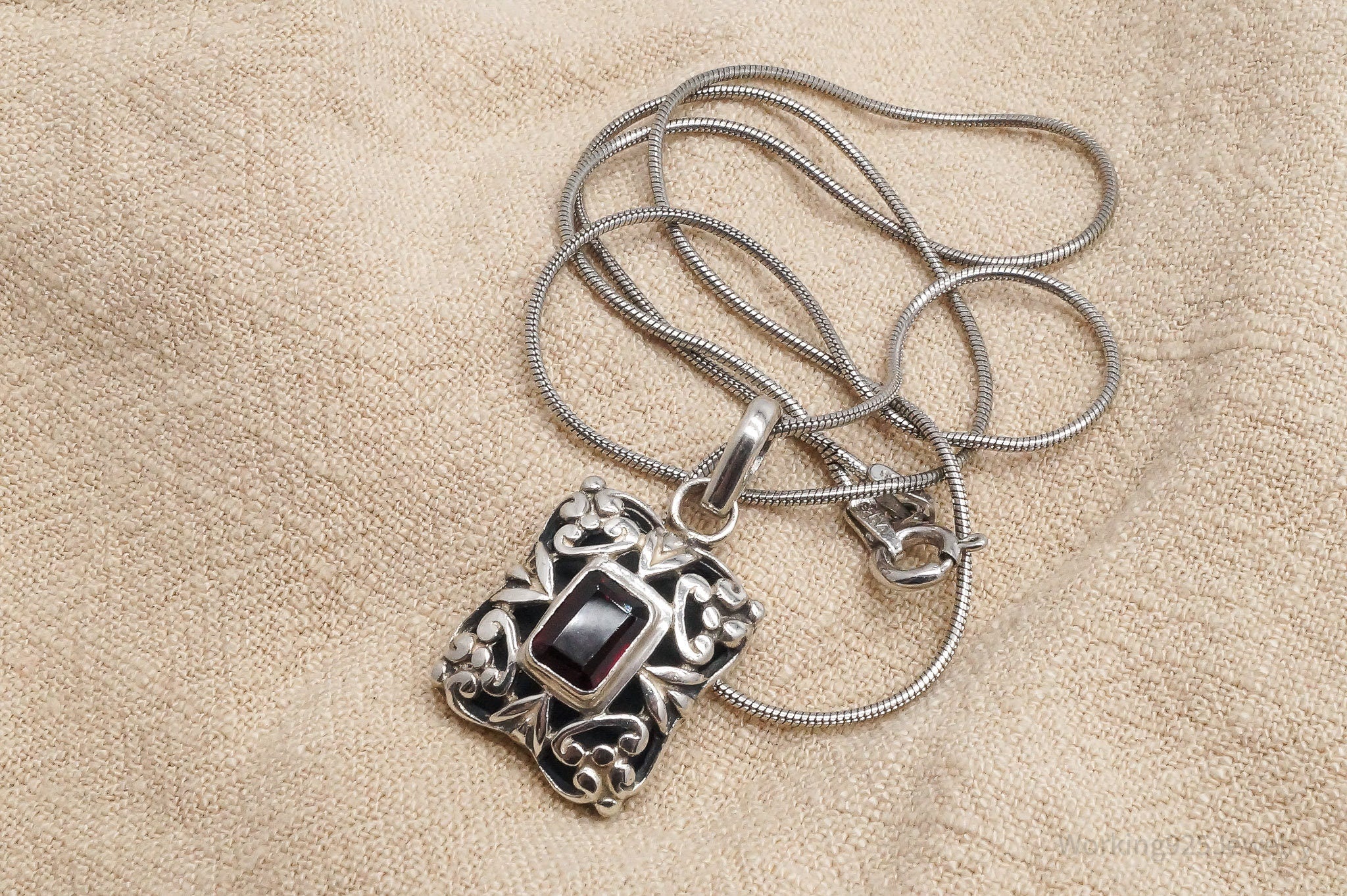 Vintage Garnet Art Deco Style Sterling Silver Necklace 18"