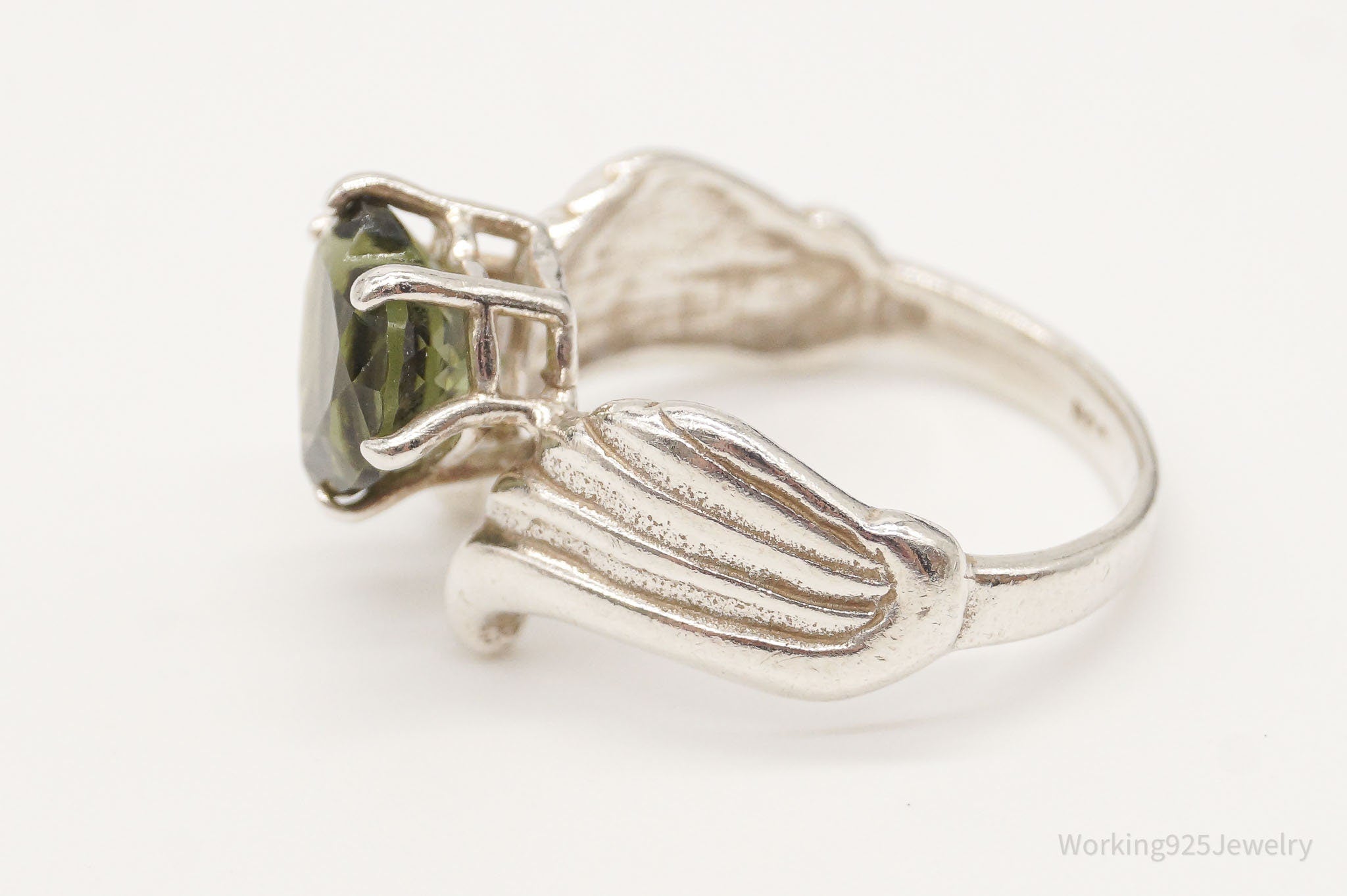 Vintage Peridot Heart Wings Sterling Silver Ring - Size 5.5