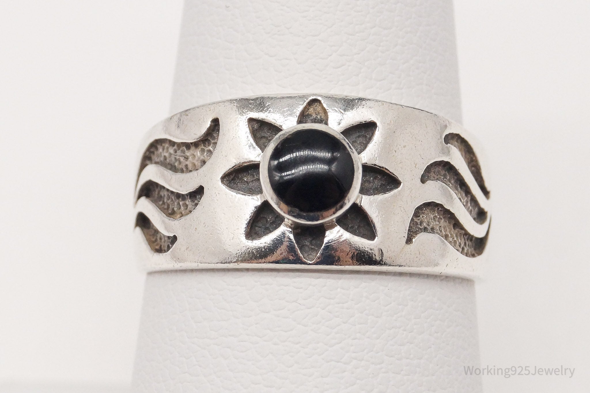 Vintage Black Onyx Sun Sterling Silver Band Ring - Size 7.75