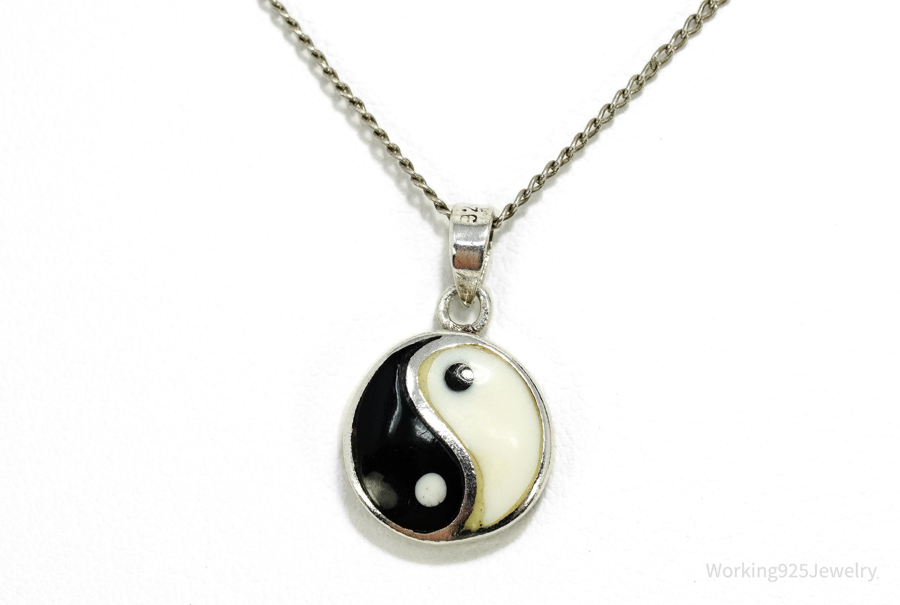 Vintage Black & White Onyx Inlay Yin Yang Sterling Silver Necklace 16"