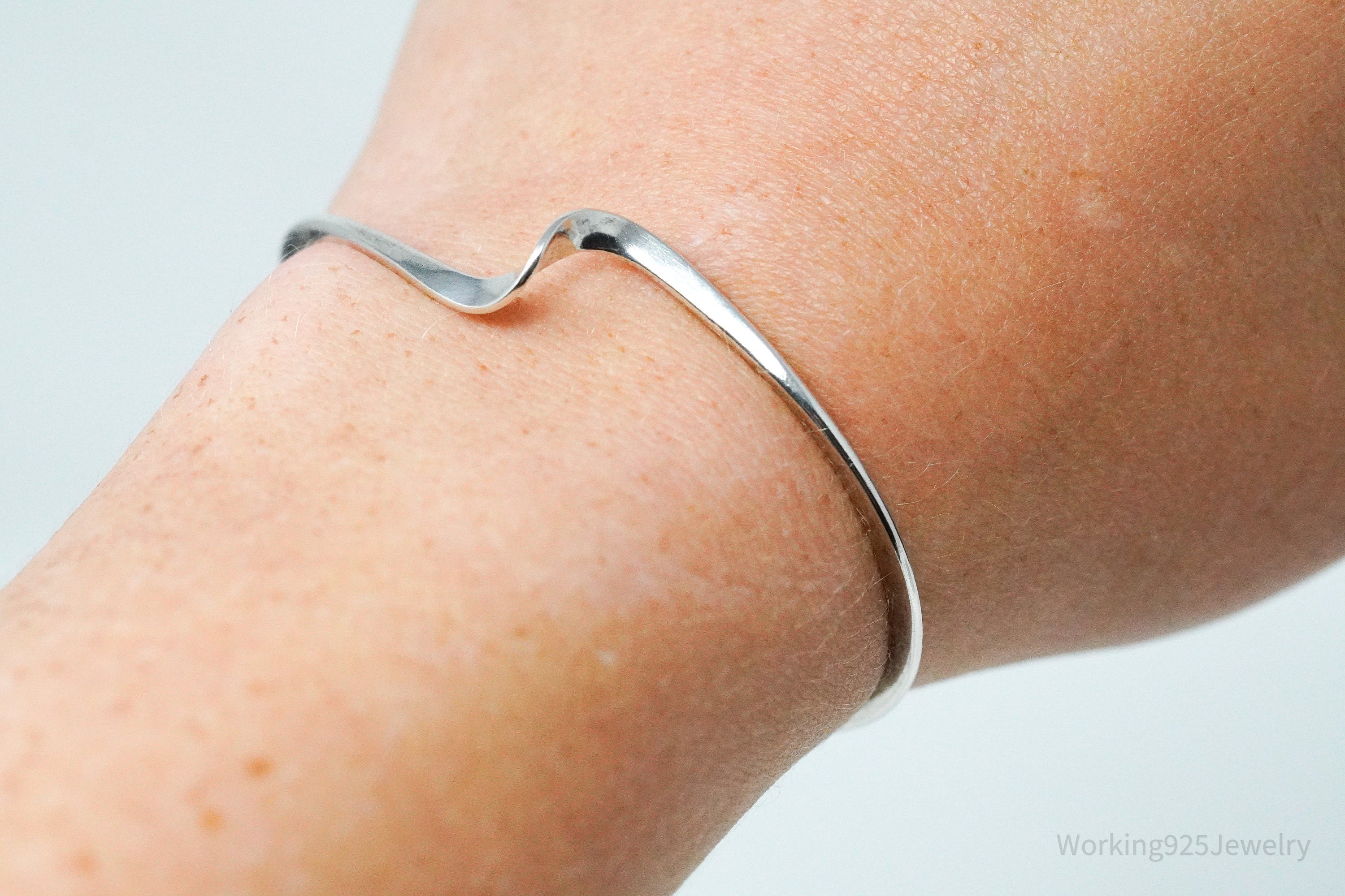 Vintage Designer Peter James Wave Modernist Sterling Silver Cuff Bracelet - 6.25"