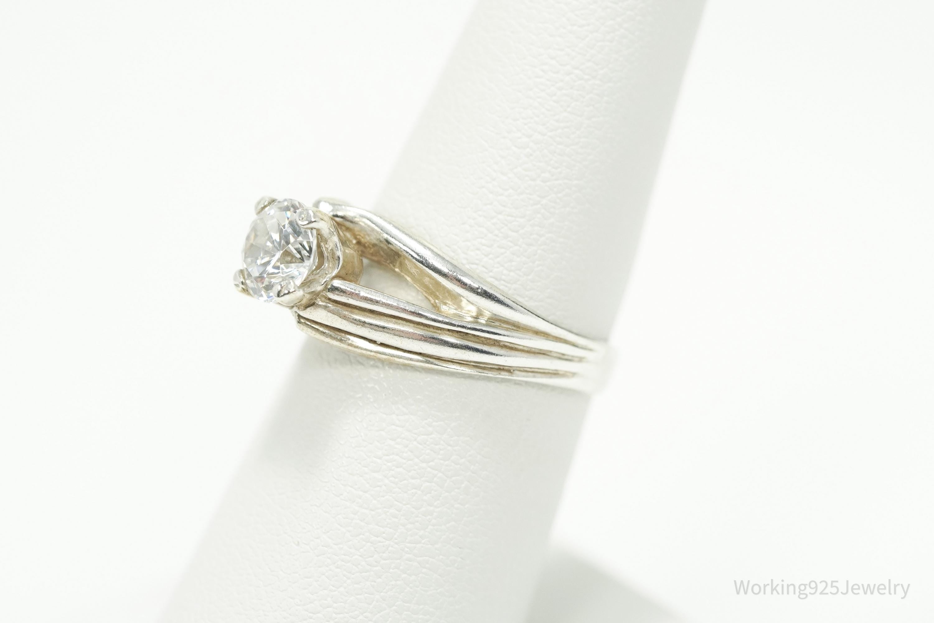 Vintage Cubic Zirconia Sterling Silver Ring - Size 7