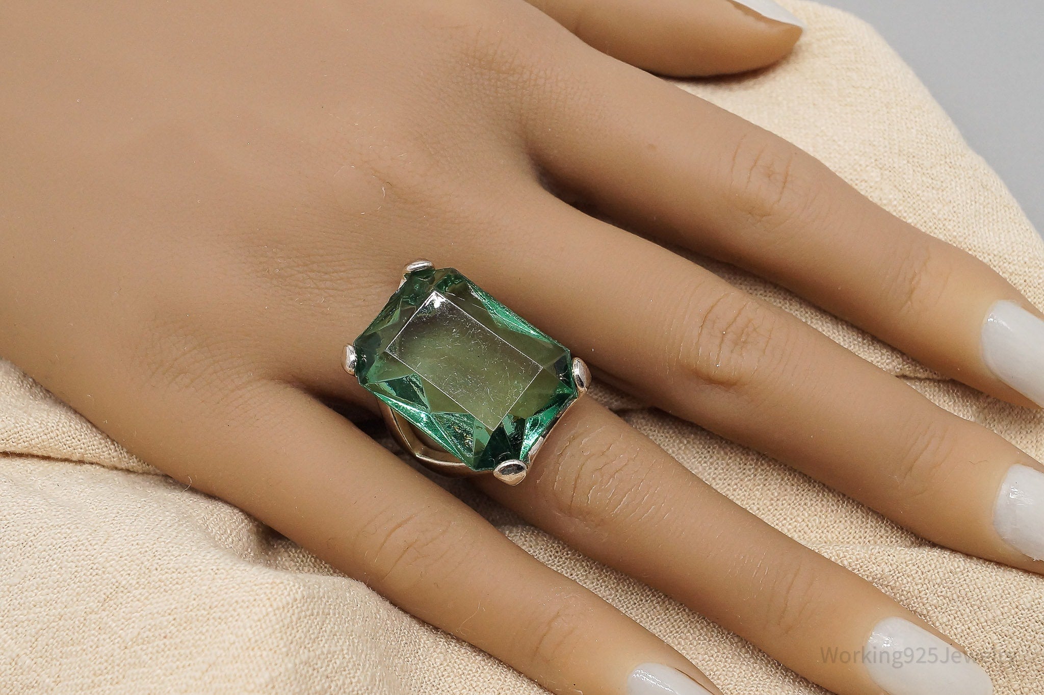 Vintage Faux Plastic Emerald Silver Ring - Size 6.5