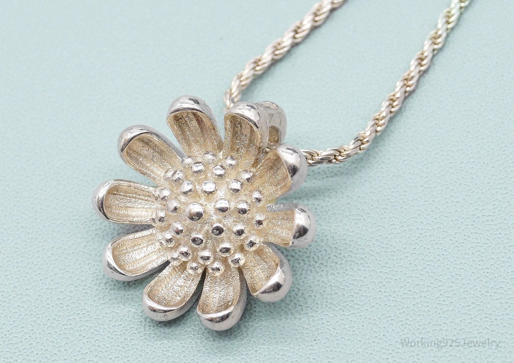 Vintage Flower Sterling Silver Necklace 16"