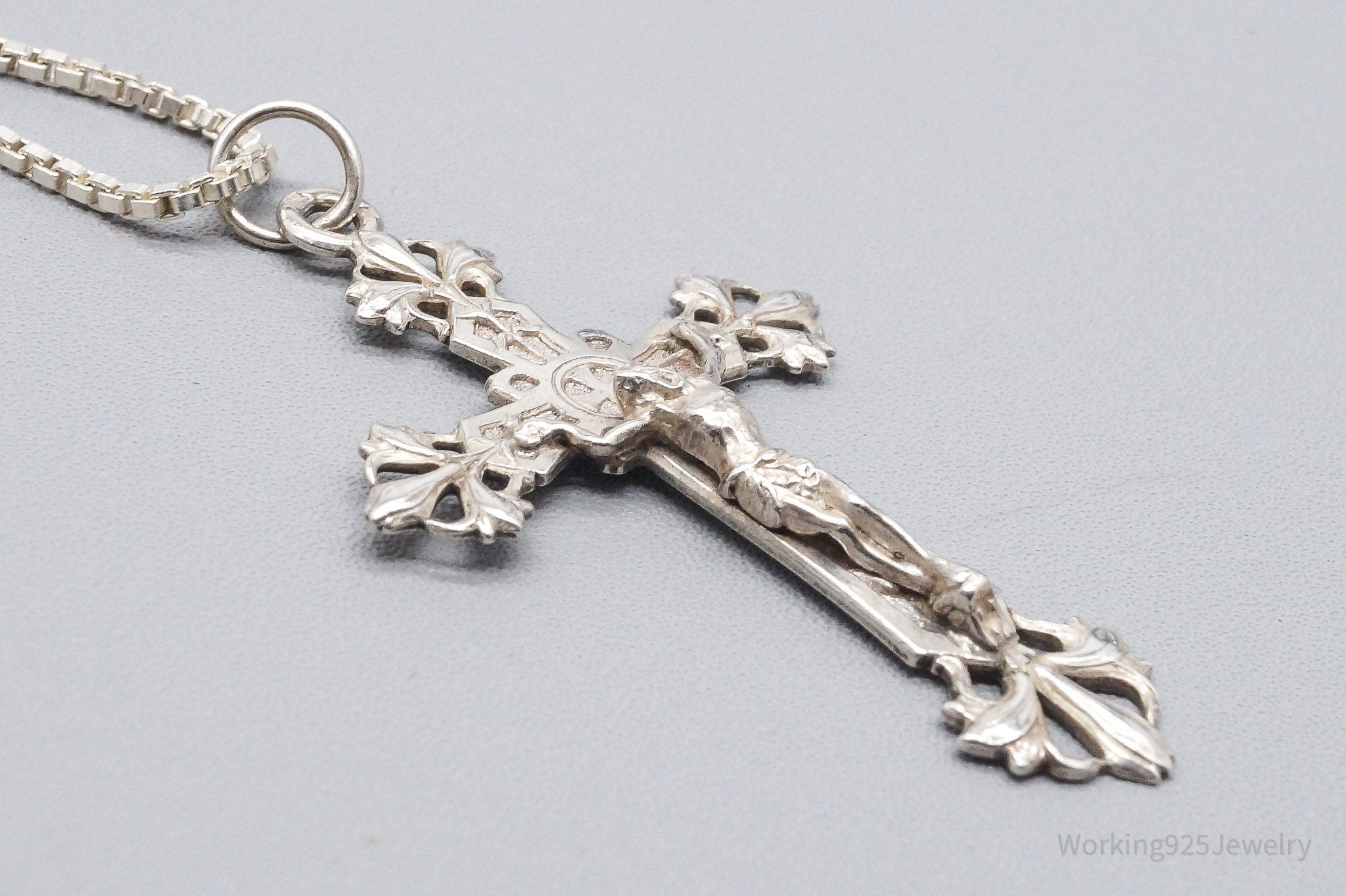 Vintage St Anne De Beaupre Jesus Cross Sterling Silver Necklace - 24"