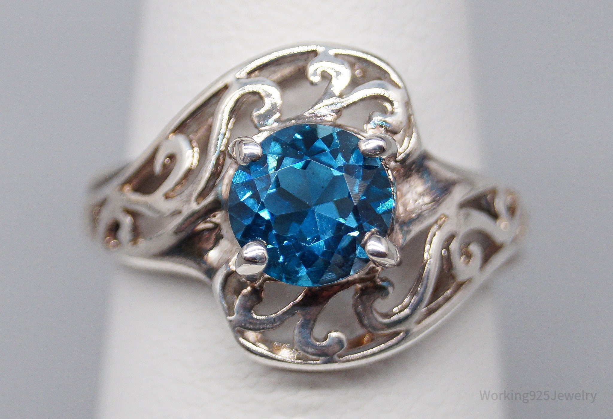 Vintage London Blue Topaz Sterling Silver Ring - Size 6