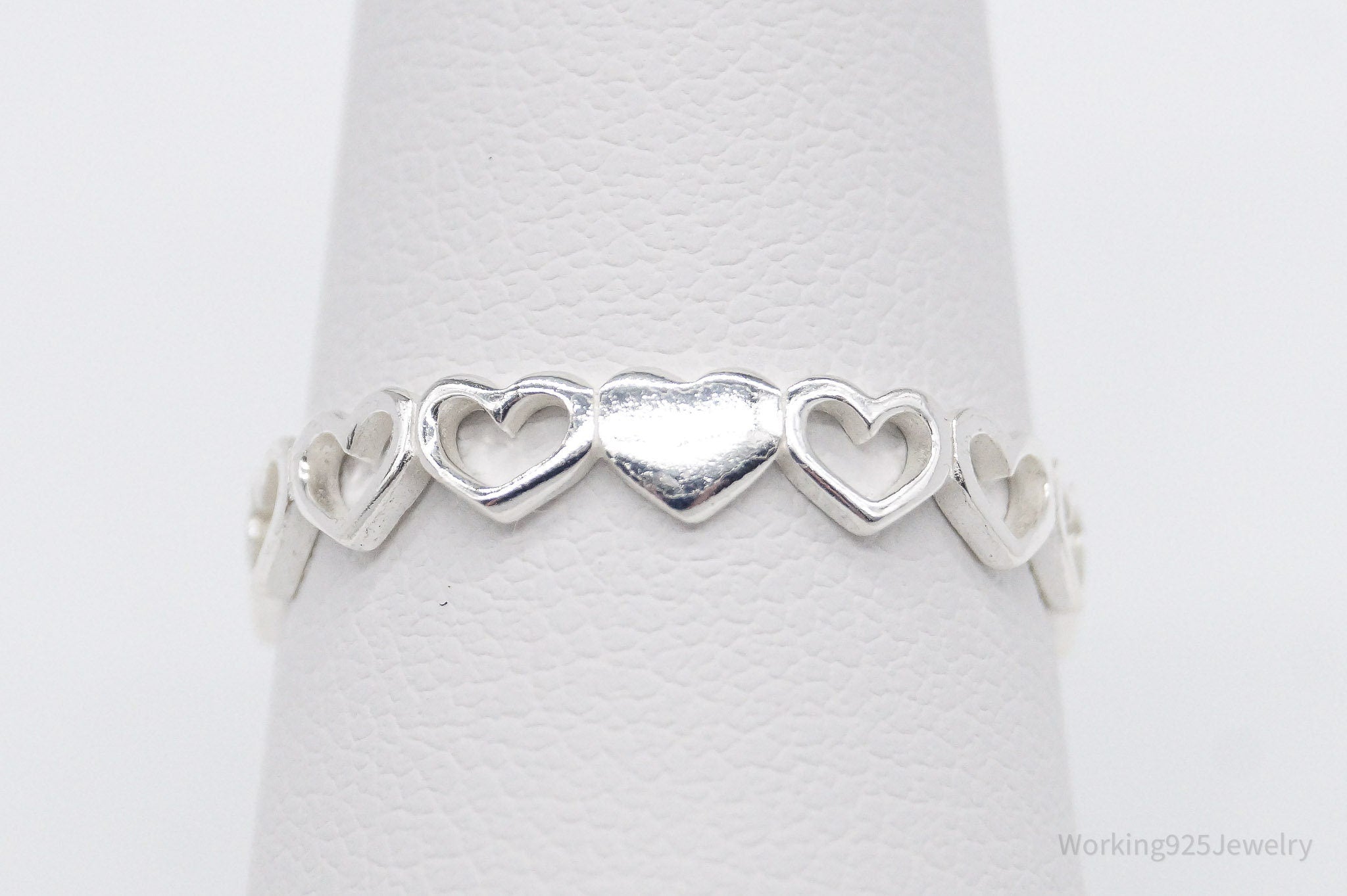 Vintage STE BEE Open Hearts Pattern Sterling Silver Band Ring - Size 8