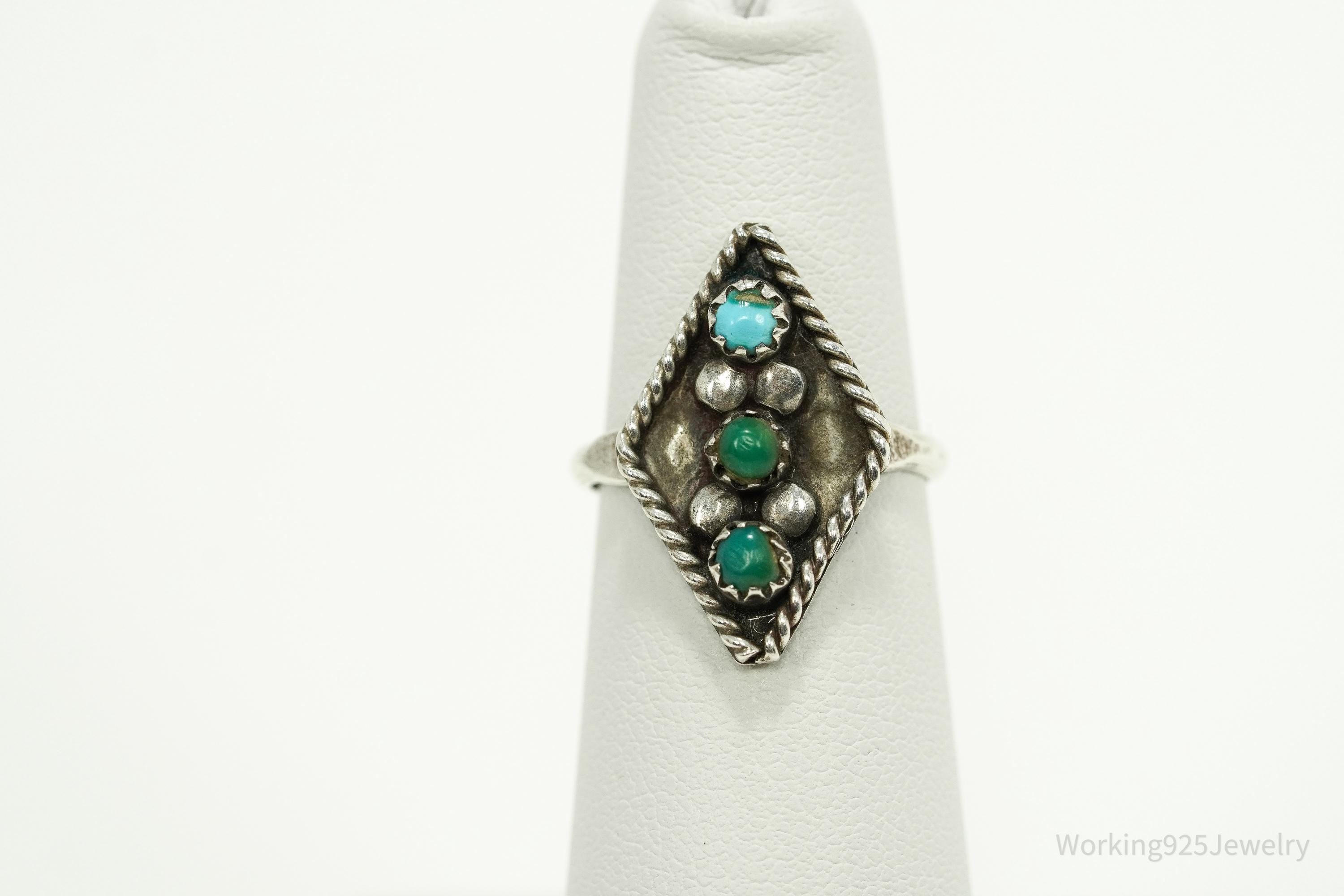 Vintage Handmade Native American Turquoise Unsigned Silver Ring - Size 5.75